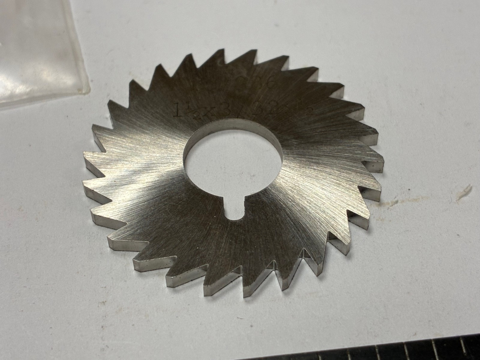 Value Collection OSPEC3688, 1-1/2″ x 3/32″ x 1/2″ HSS Slitting Saw Blade, 26 T