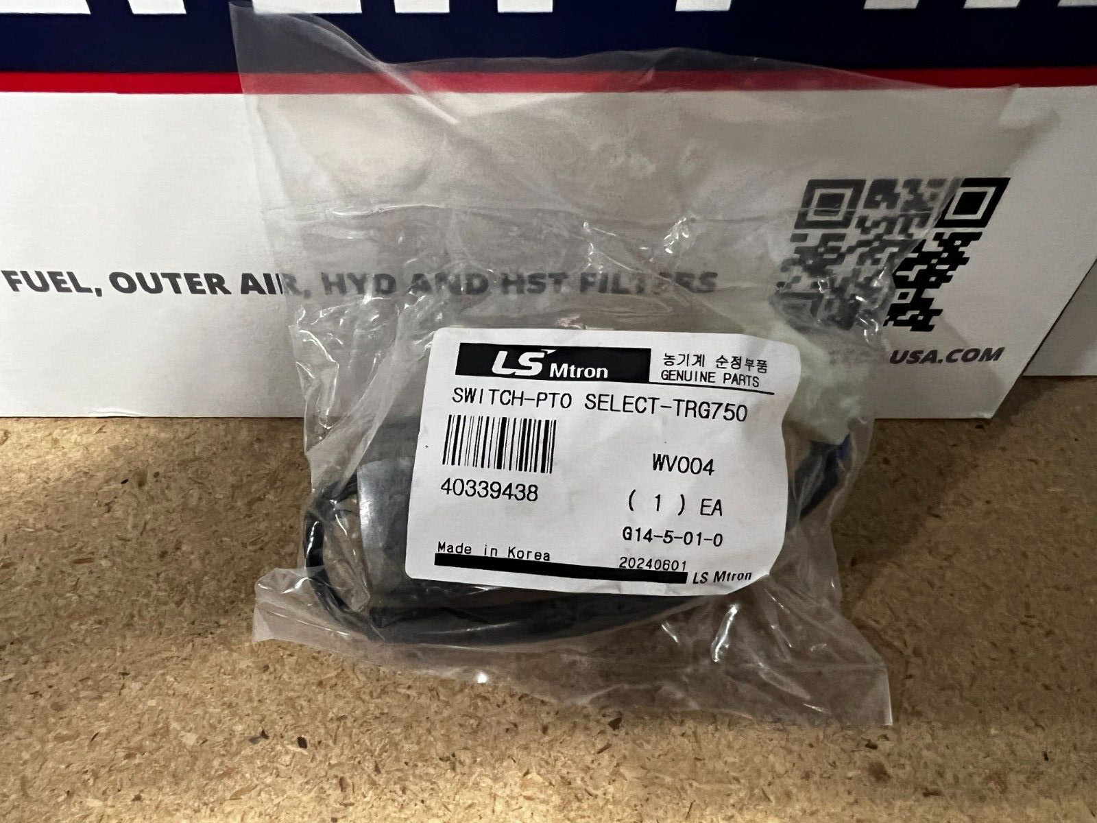 Genuine OEM LS Tractor Switch–PTO Select (TRG750) (40339438)