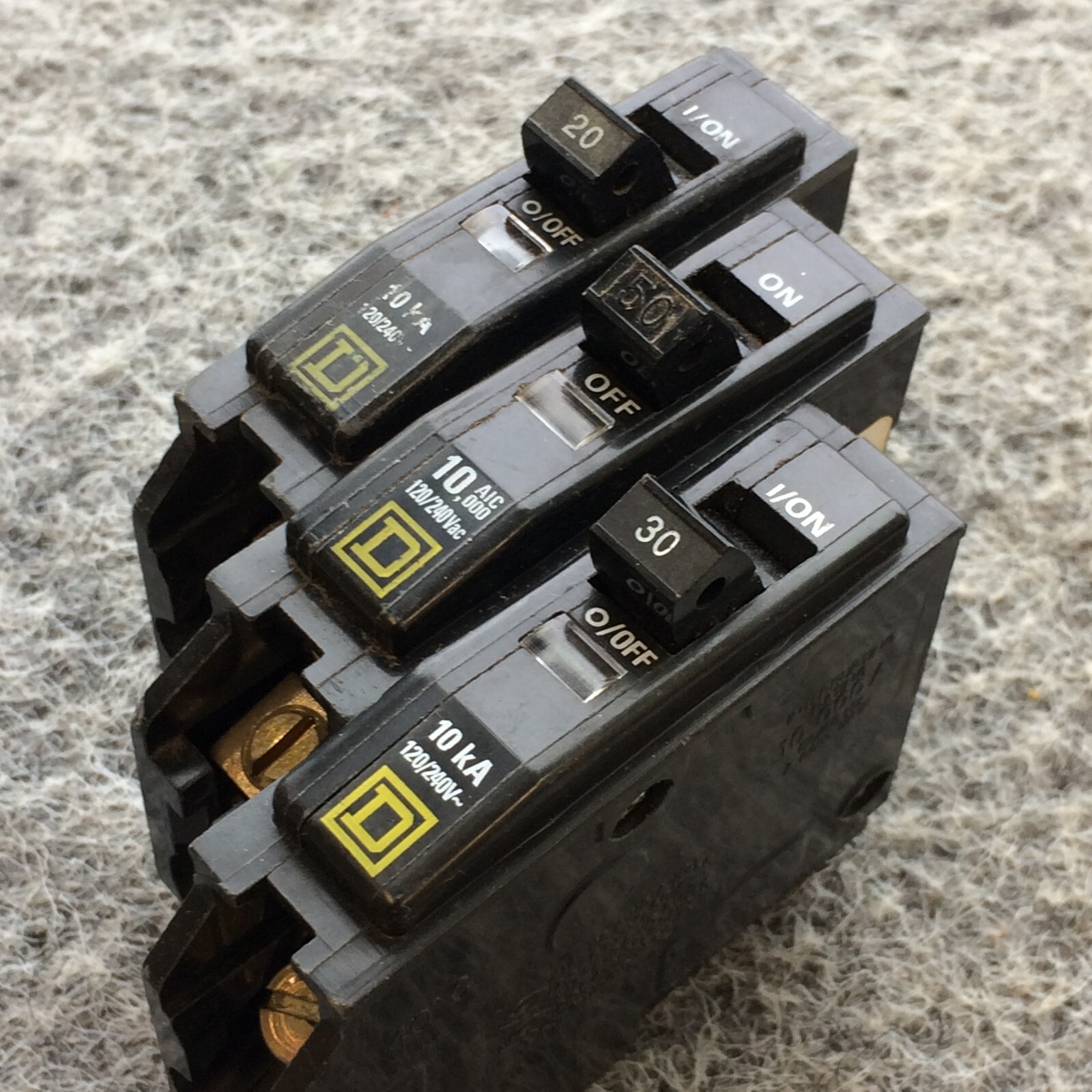 Lot of 3 Square D QO130, QO120 and QO150 Circuit Breakers 1 Year Warranty Yellow