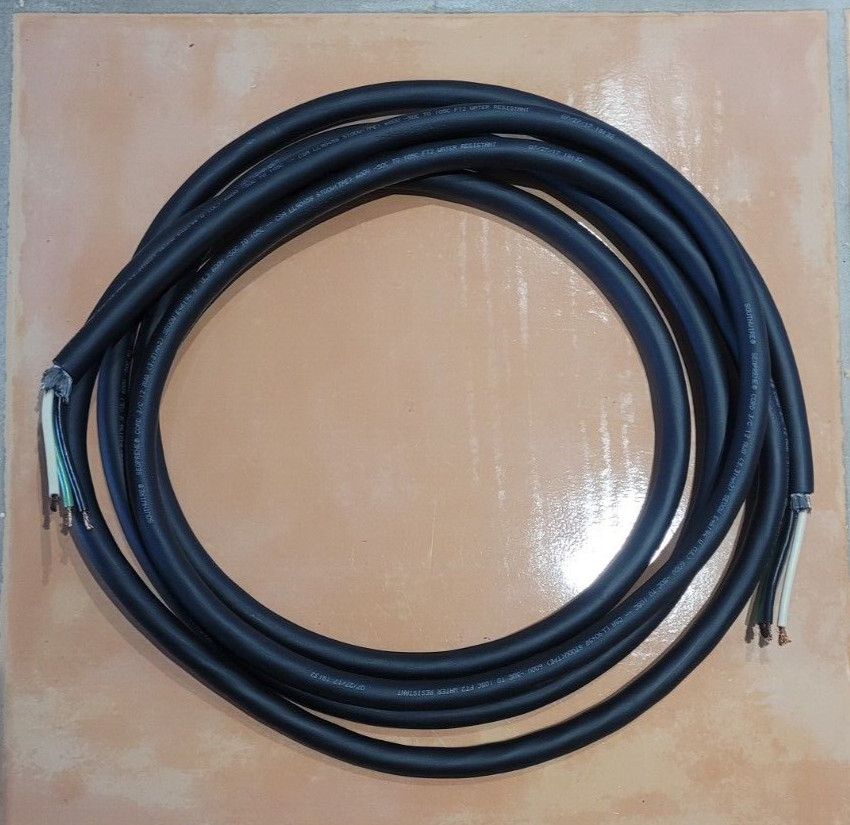 Southwire SEOOW 12/3 600v 15ft section 55039599