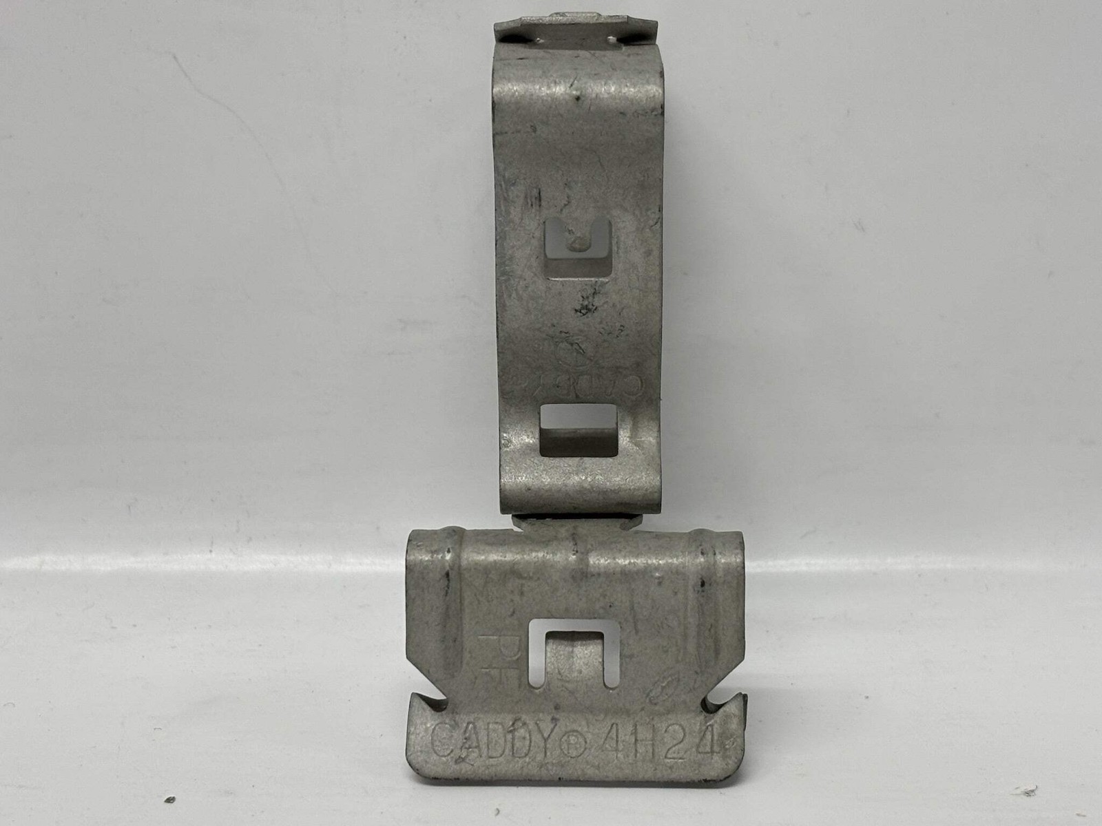 100 Pk Caddy 812M24SM Metal Support Component for Installations