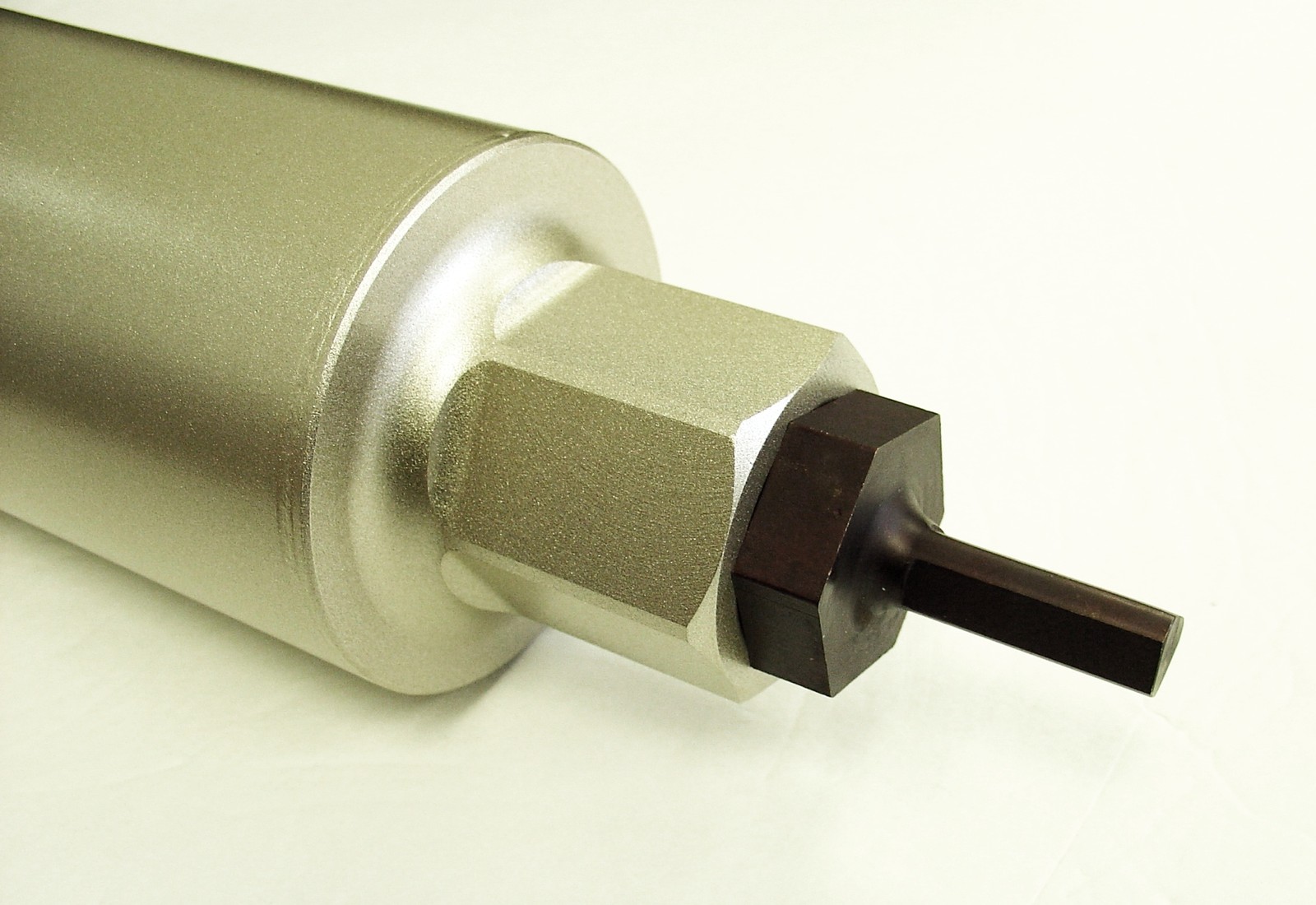 Core Drill Bit Adapter: 1-1/4” – 7 Threaded Male to 1/2” Shank