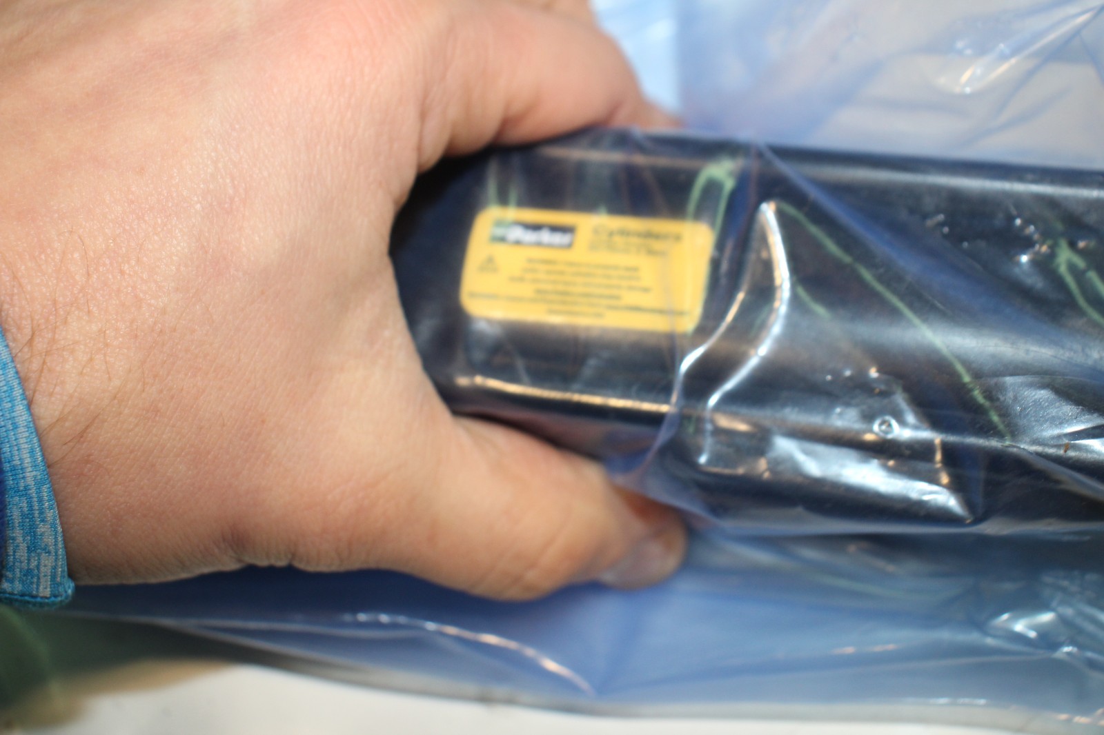 Parker Pneumatic Cylinder 1H2H0A00033971 1.50BB2HDKNHT514A6.500
