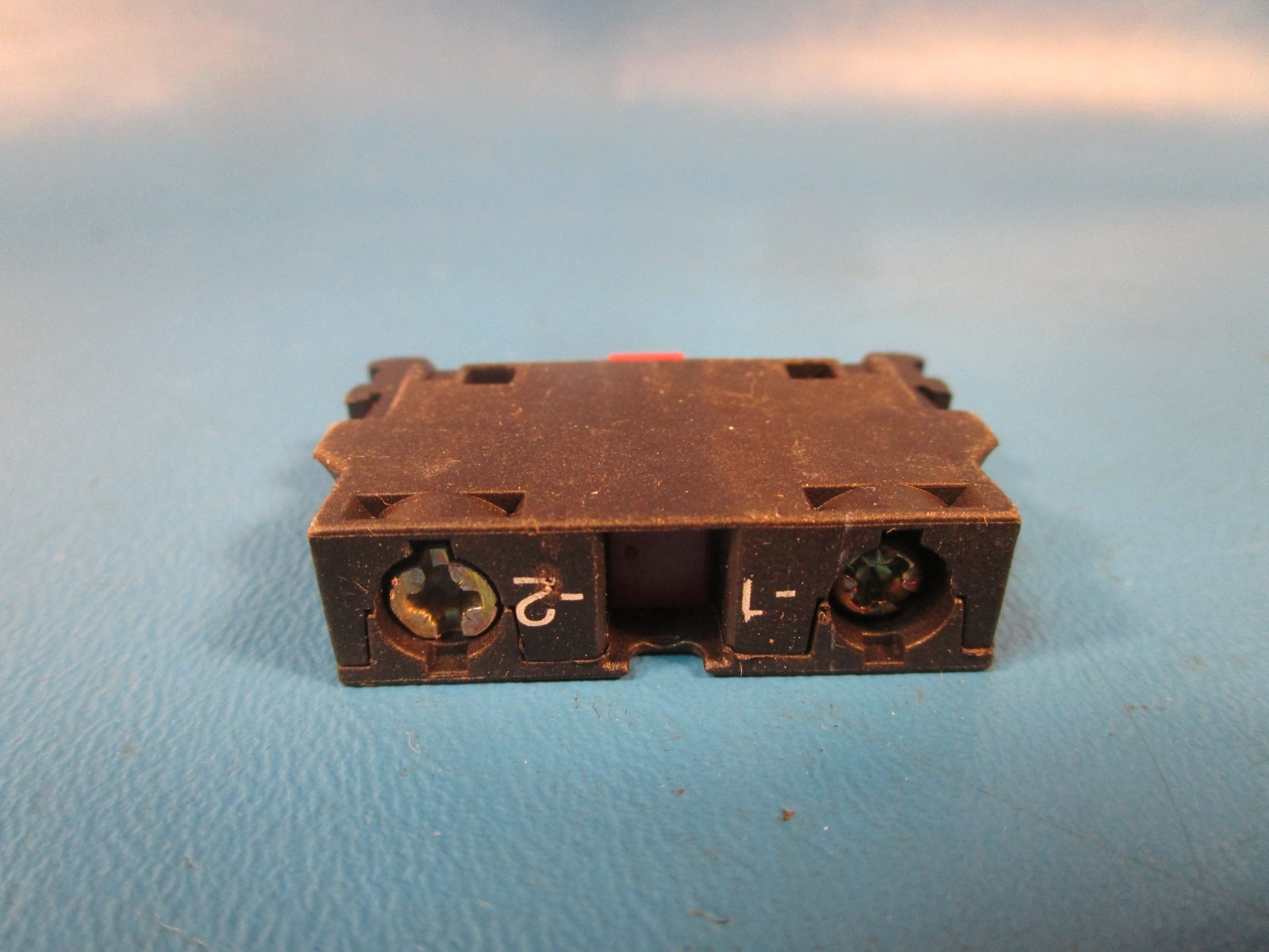 ABB SK-616-001-B, Cutler Hammer CRAA Auxiliary Contact, 1NC 4P AUX CONTACT KIT