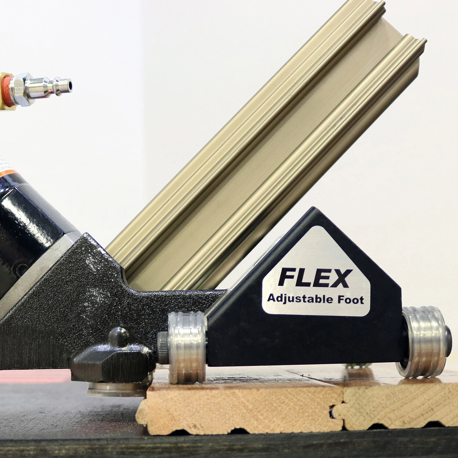 Powernail 445PRXLSW Pneumatic 16 Gauge L-Cleat Adjustable Flooring (REFURBISHED)