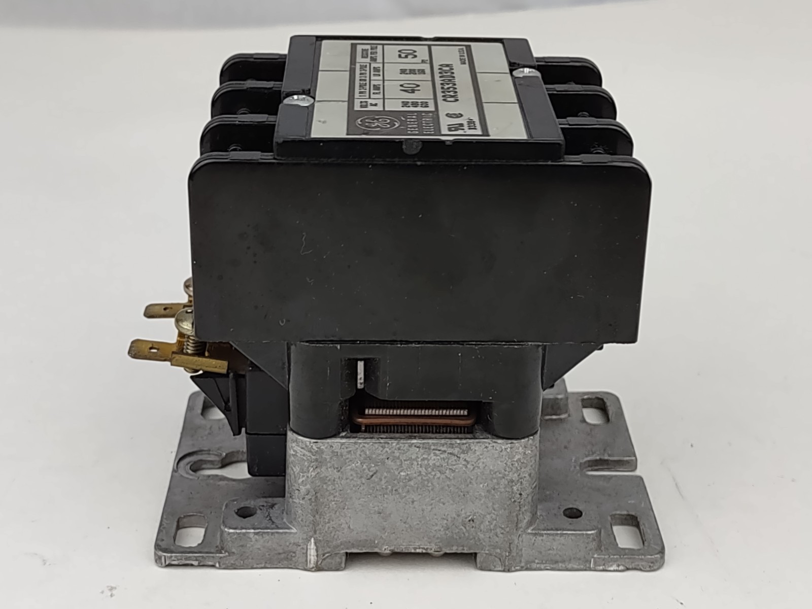 General Electric CR353AD3CA Contactor 40A 3-Pole 120V Coil, Refurbished