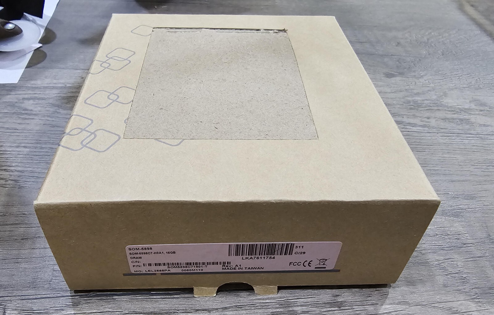 ADVANTECH SOM-5898C7-H0A1. SINGLE BOARD COMPUTER MODULE. Core i7-7820EQ 3GHz.