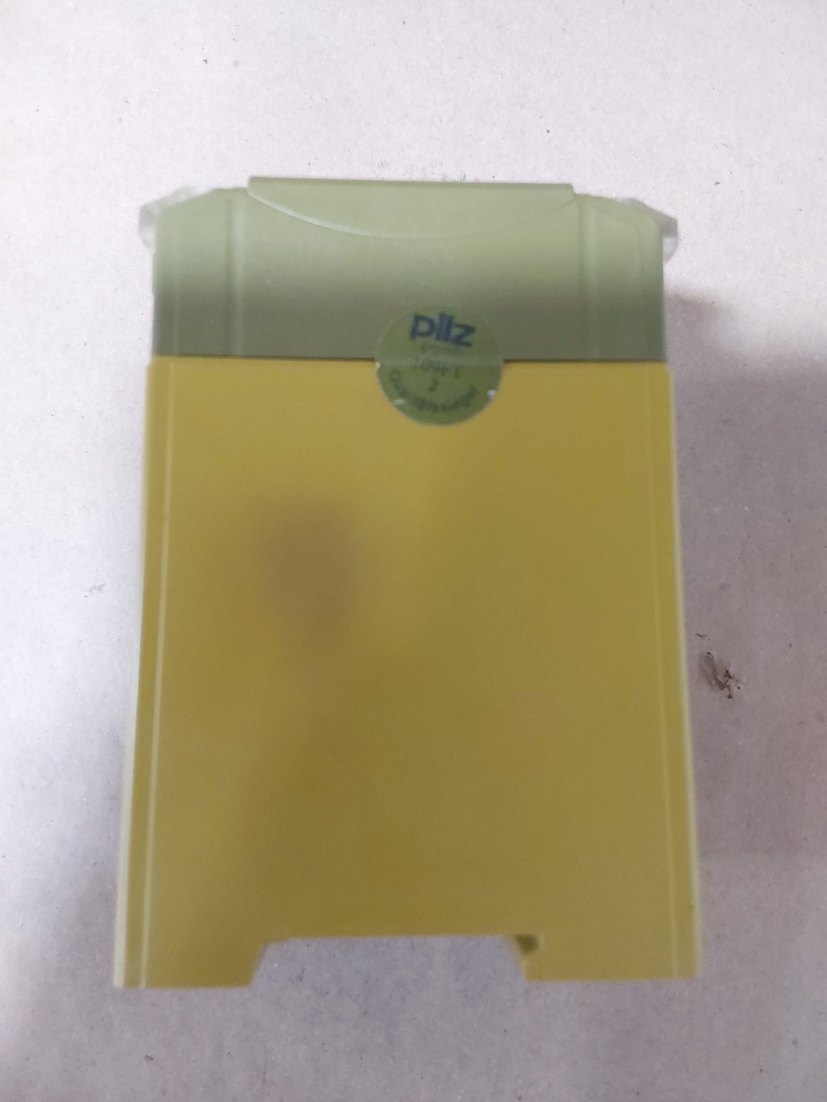 PILZ PNOZ V 30 s 24 V DC Safety Relay.