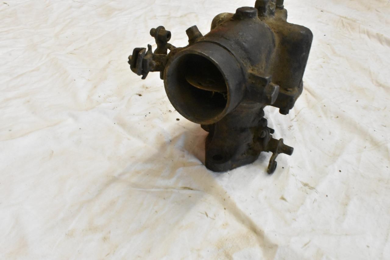 Massey Harris 44 Carburetor Tractor Original MH Used Parts Zenith 10444 M-91