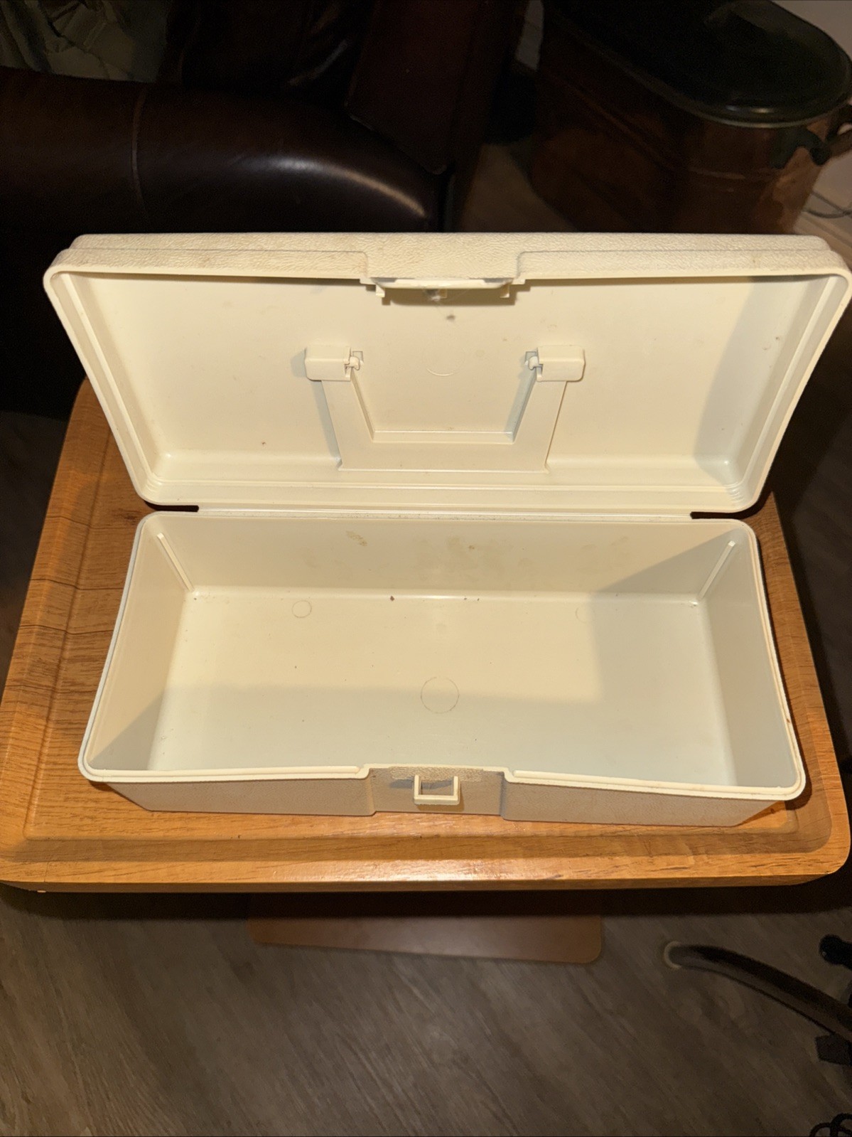 Vintage Sterling Plastics Co. Beige Storage Box 1970’s Made In USA