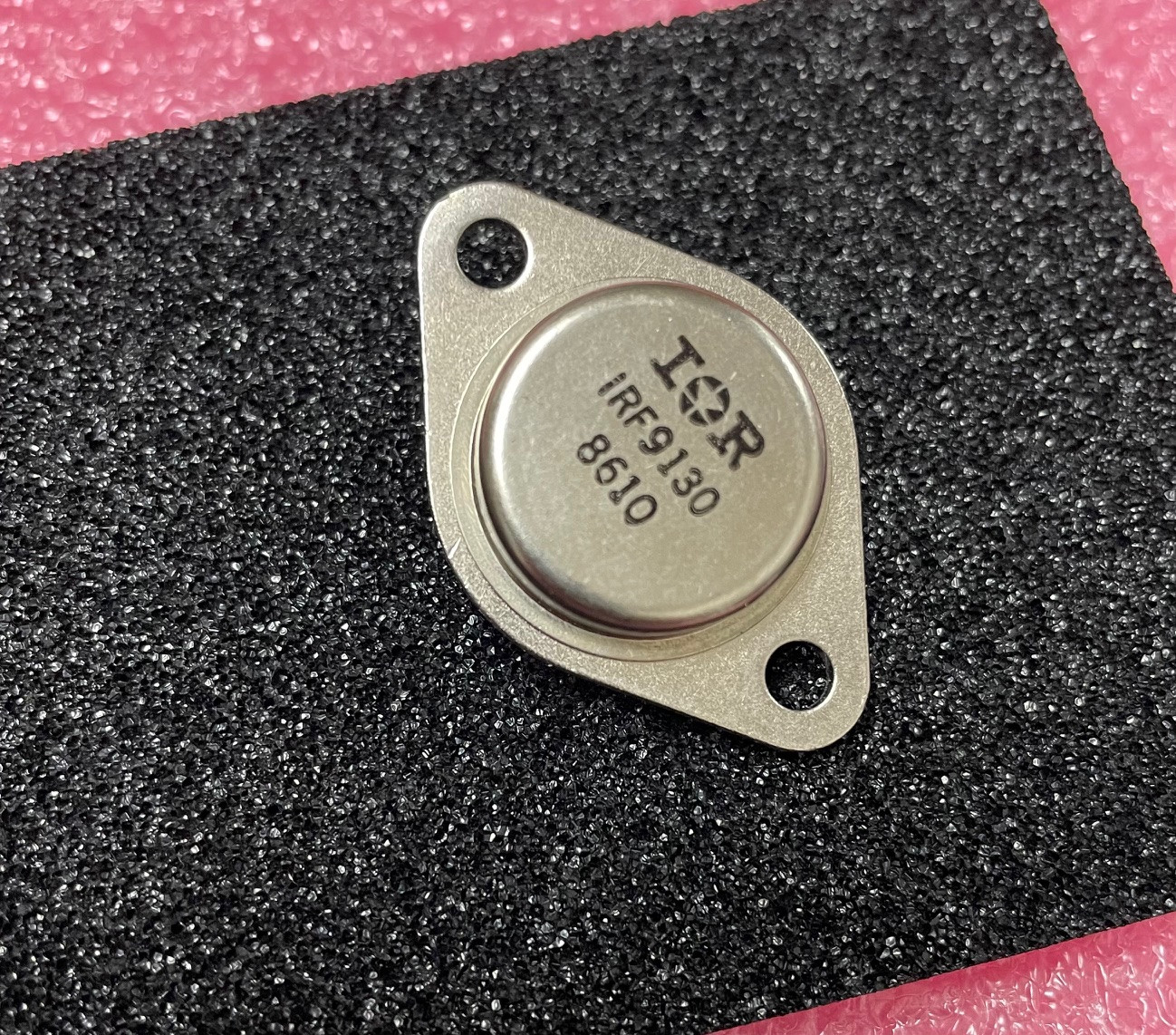 IRF9130 IR Power Field-Effect PNP Transistor, 11A I(D), 100V, 350 mOhm **NOS