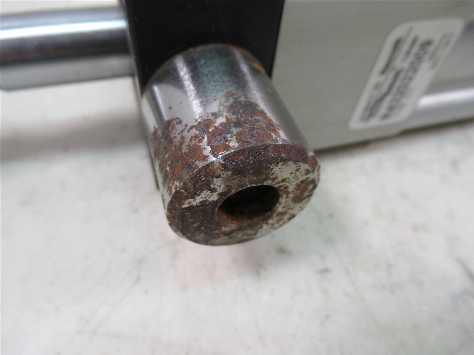 Rexroth TaskMaster Cylinder R432022009 Pneumatic Stroke Aluminum Cylinder 200psi