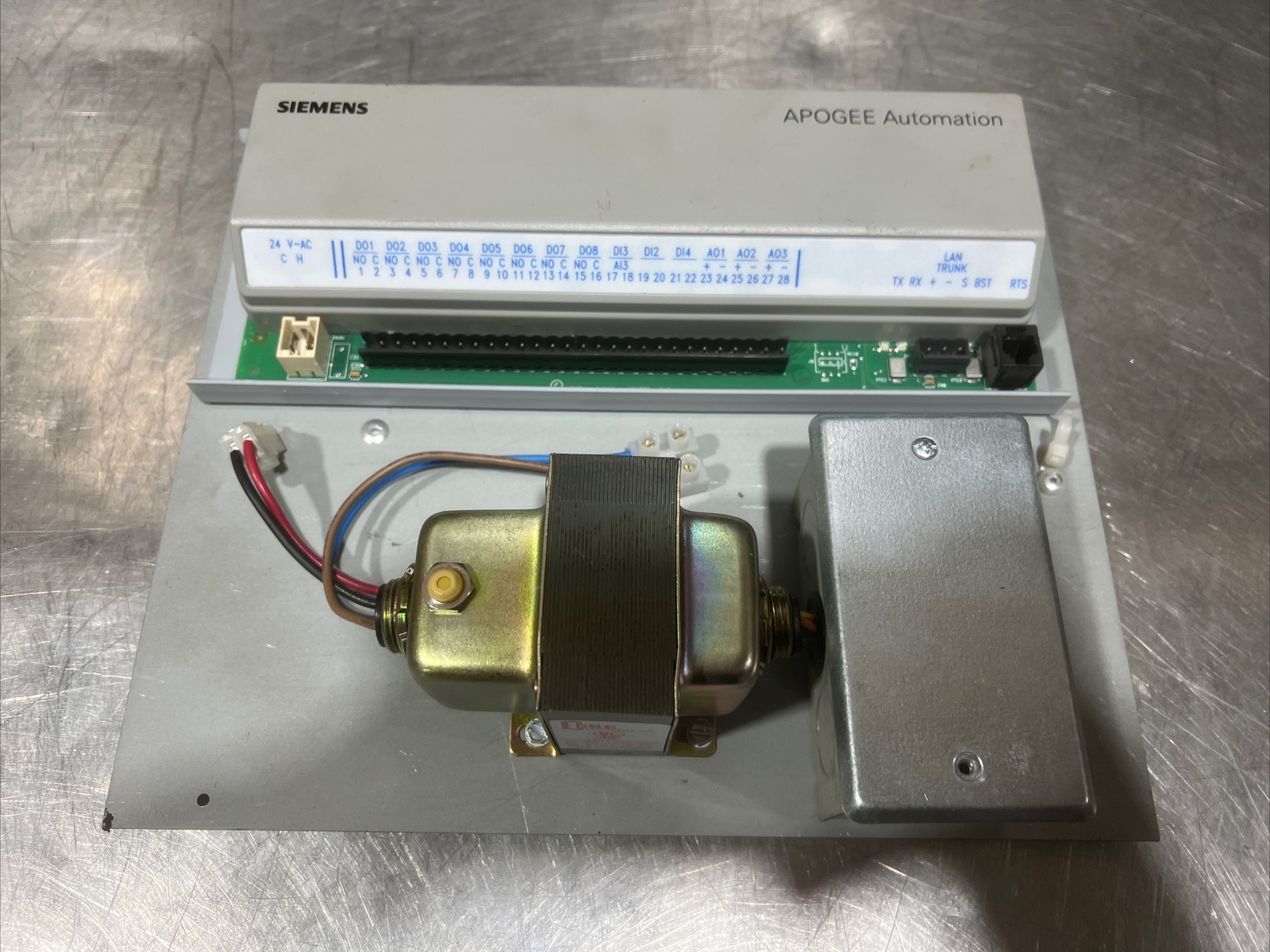 Siemens 540-509N BACnet With Transformer. Used Surplus