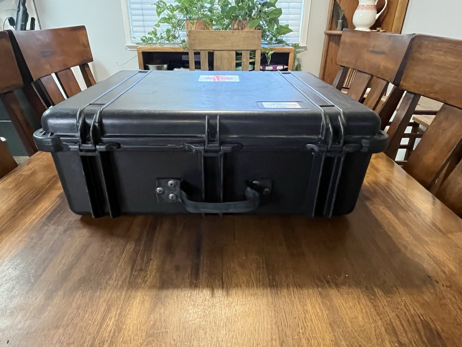 Iron Duck Pelican 1600 24″ x 18″ x 8″ EMS Medic Ambulance Hard Case, Black