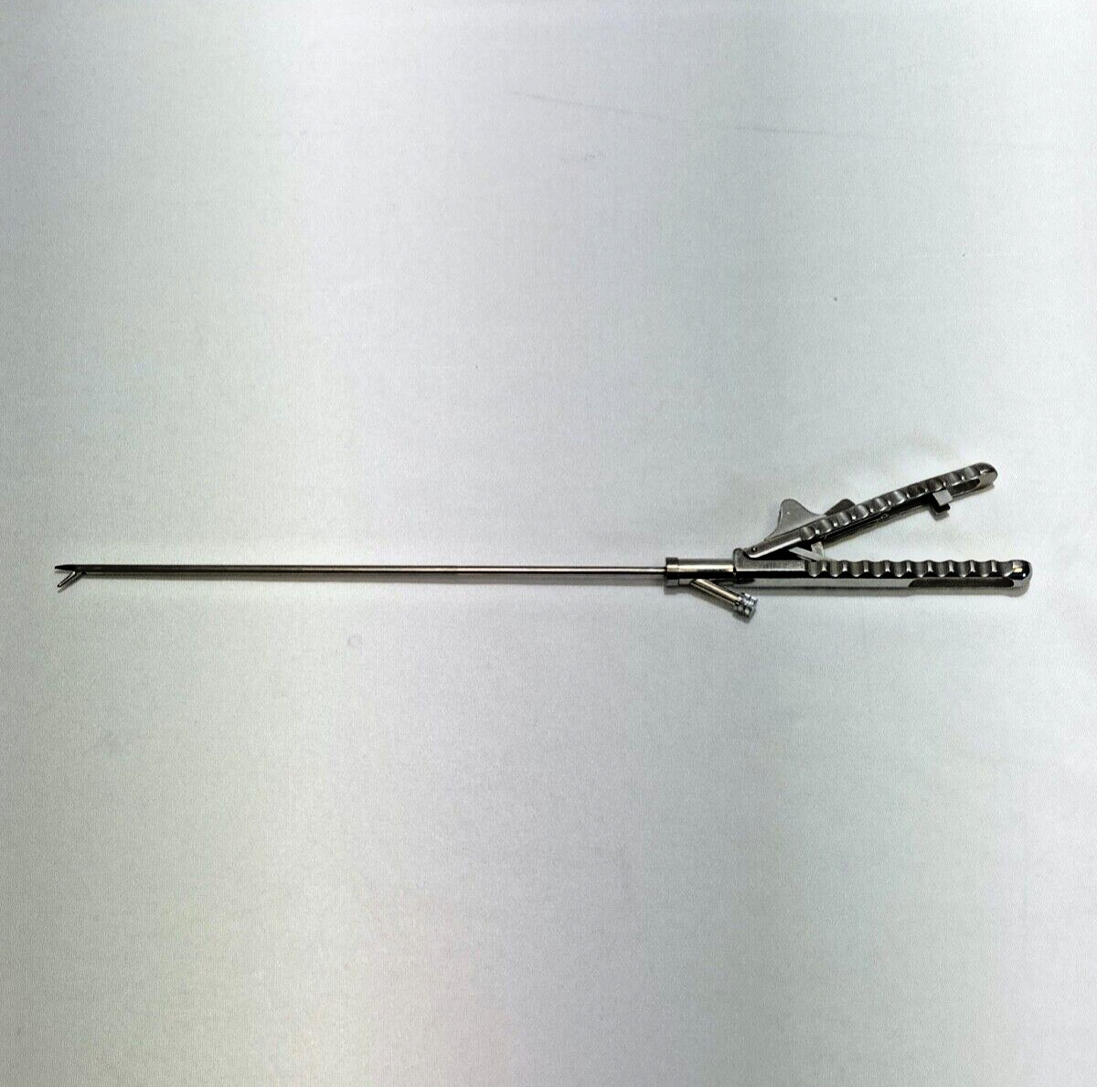 Stainless Steel Self Righting Single Action T/C Jaw Laparoscopic Needle Holder