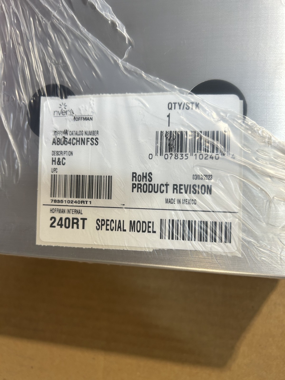 NVENT HOFFMAN A8064CHNFSS STAINLESS STEEL ENCLOSURE 8X6X4 NEW IN PKG