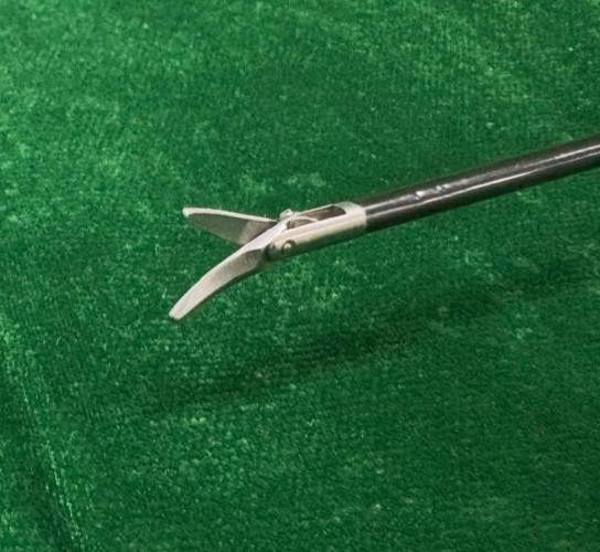 Laparoscopic Pediatric Curved Scissor 3mmx200mm Reusable Instruments
