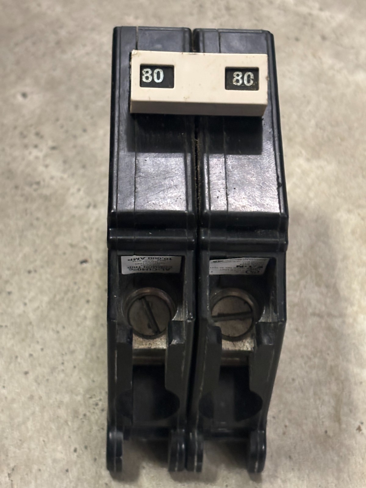 NEW OLD STOCK NO BOX EATON CH280 2POLE 80AMP 240VOLT SNAP IN BREAKER TYPE CH 3