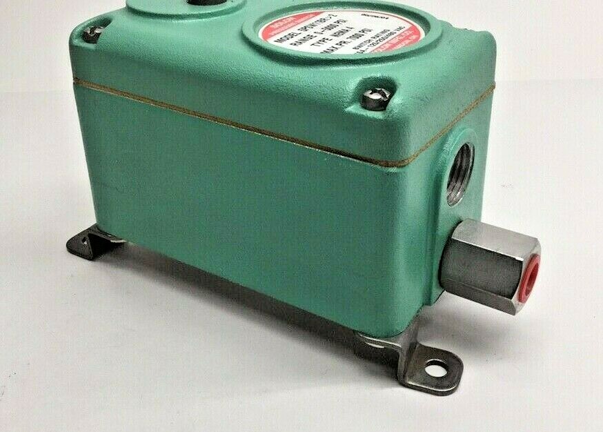 Solon 5PSW11BR 2 Pressure Switch 0-5000psi 7000psi max 15A 125/250/480VAC Nema 4