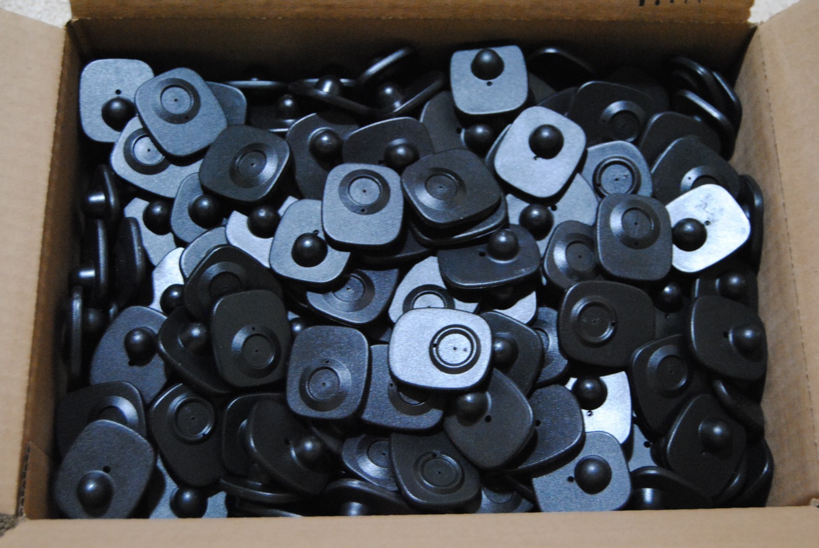 500PCS CHECKPOINT EAS RETAIL SECURITY HARD TAGS W/PINS FOR RF ANTI-THEFT ALARM