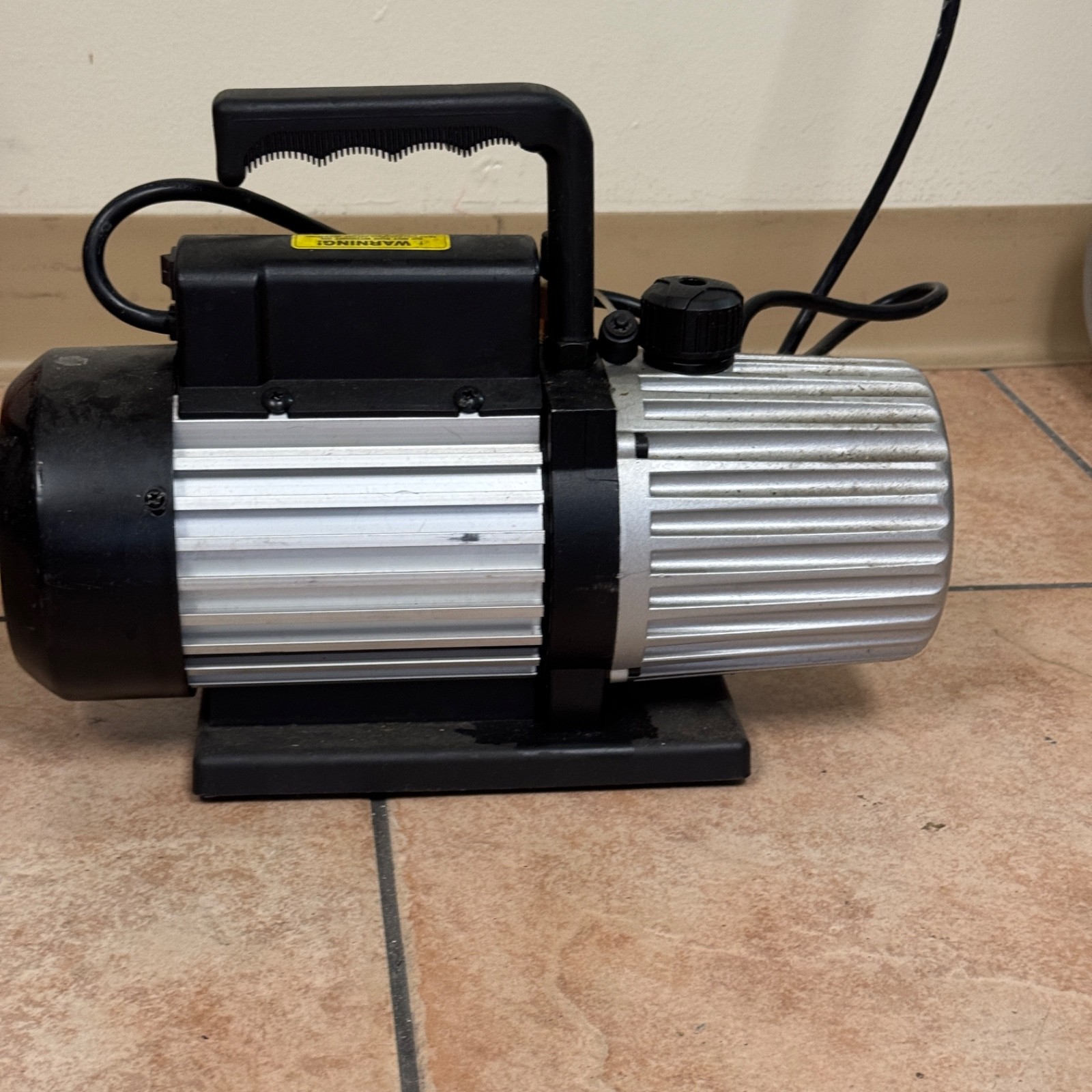 Mastercool Single Stage 6 CFM Vacuum Pump – 90066-B