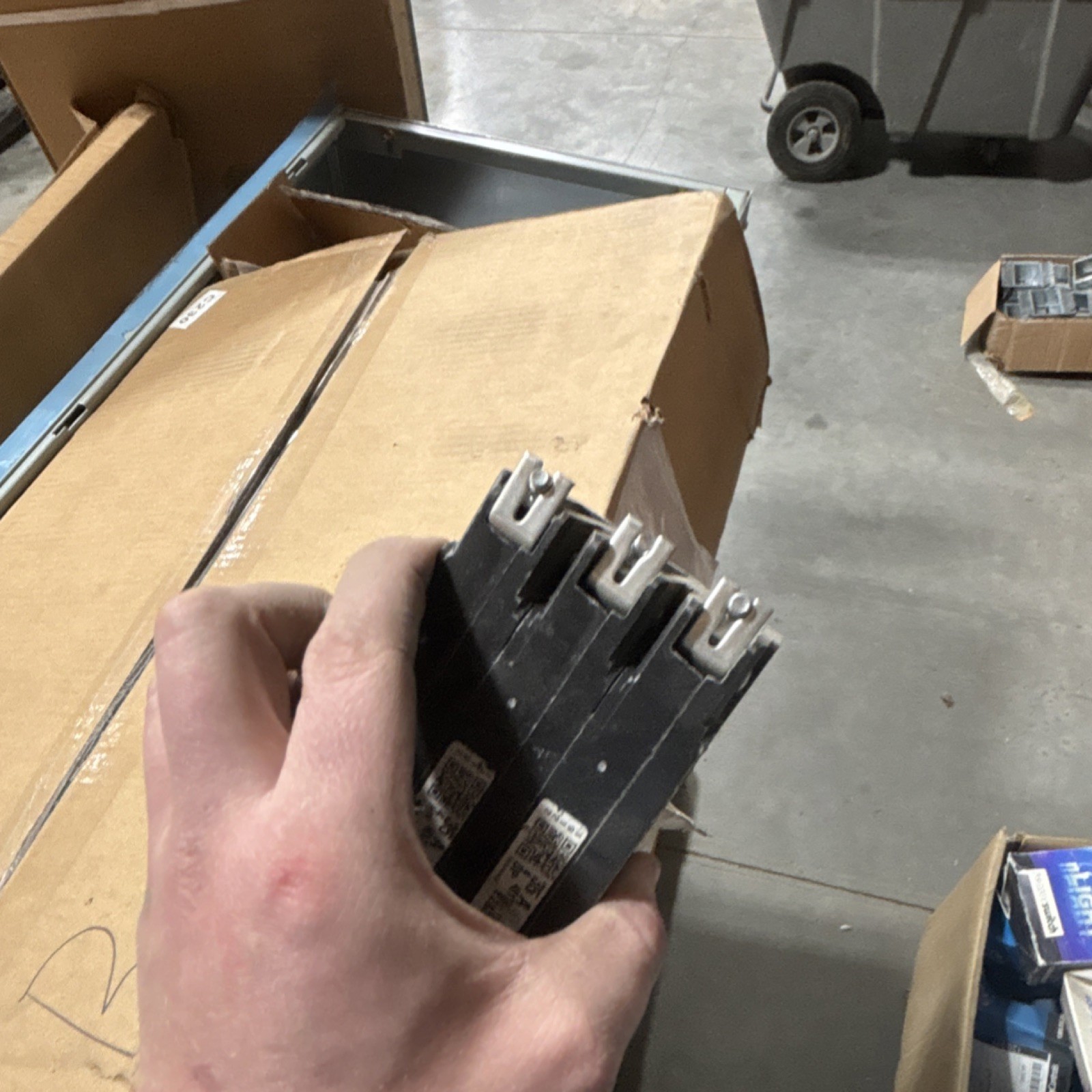 Square D EDB34035 Circuit Breaker 35A 3-Pole 480V AC Molded Case