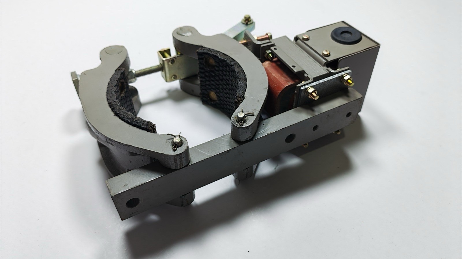 BCH AC solenoid brake 4 inch s-42m