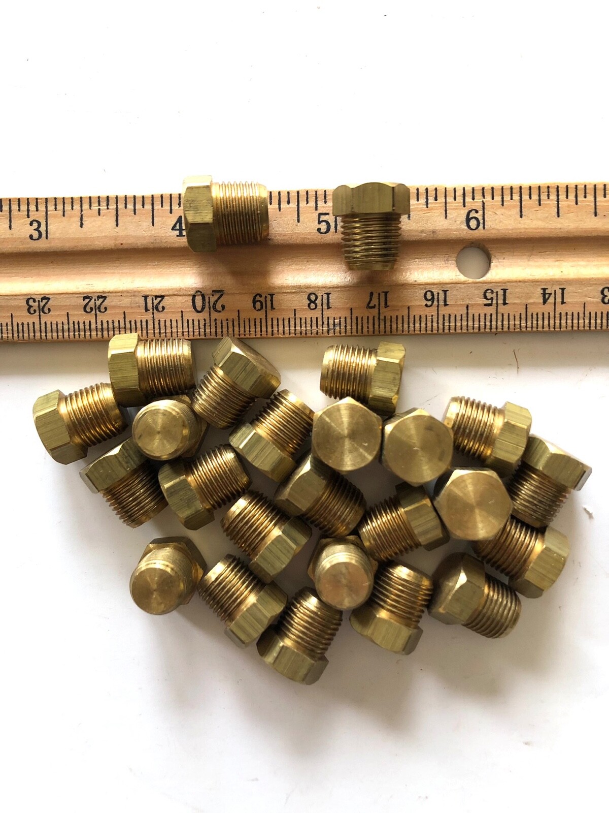 NOS 25 Pcs C Flange Plugs Rus Industries CAO Hex Threaded Telecom 400-320-578