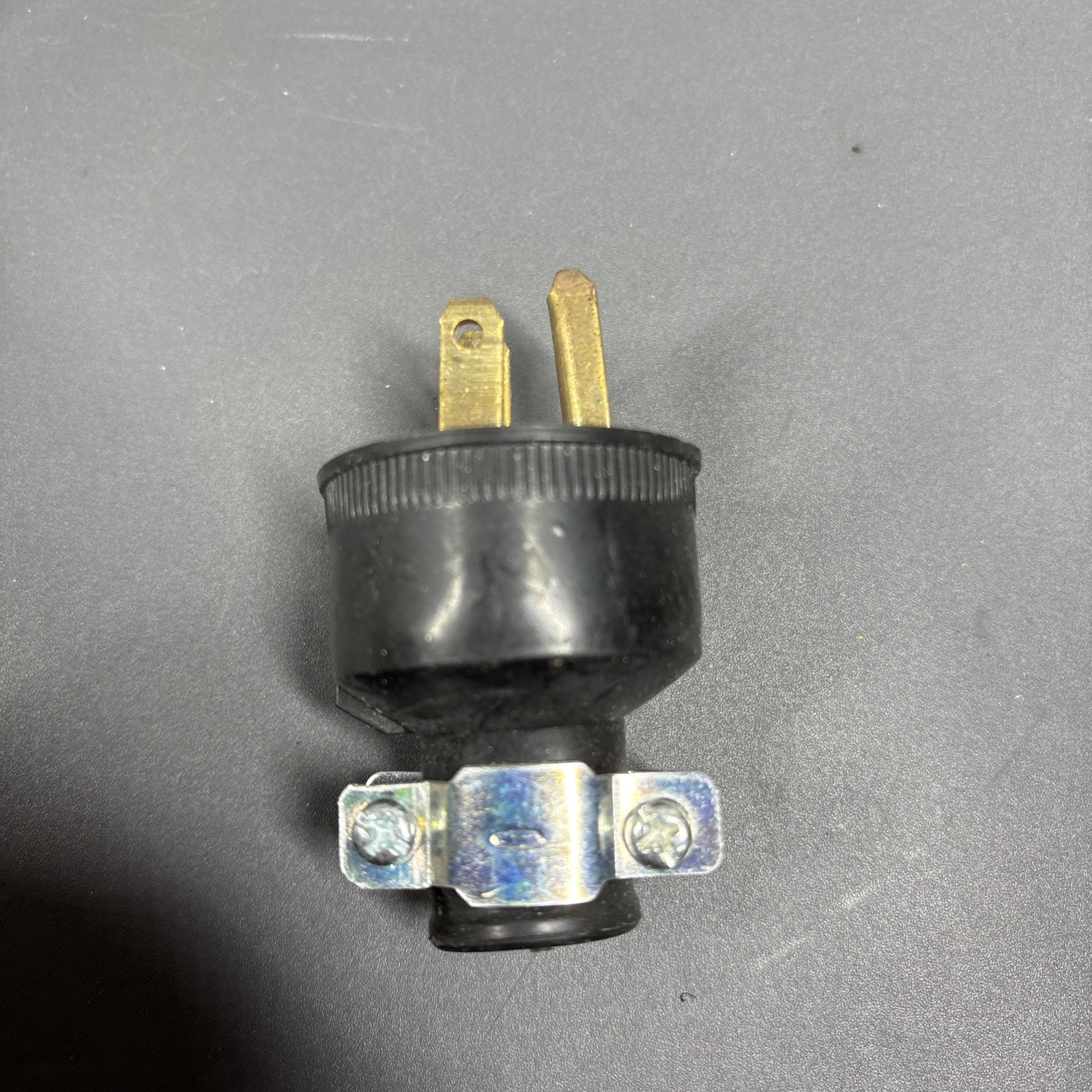 18x Eagle Electric 15A-250V, Black, Heavy Duty Rubber Construction Plugs