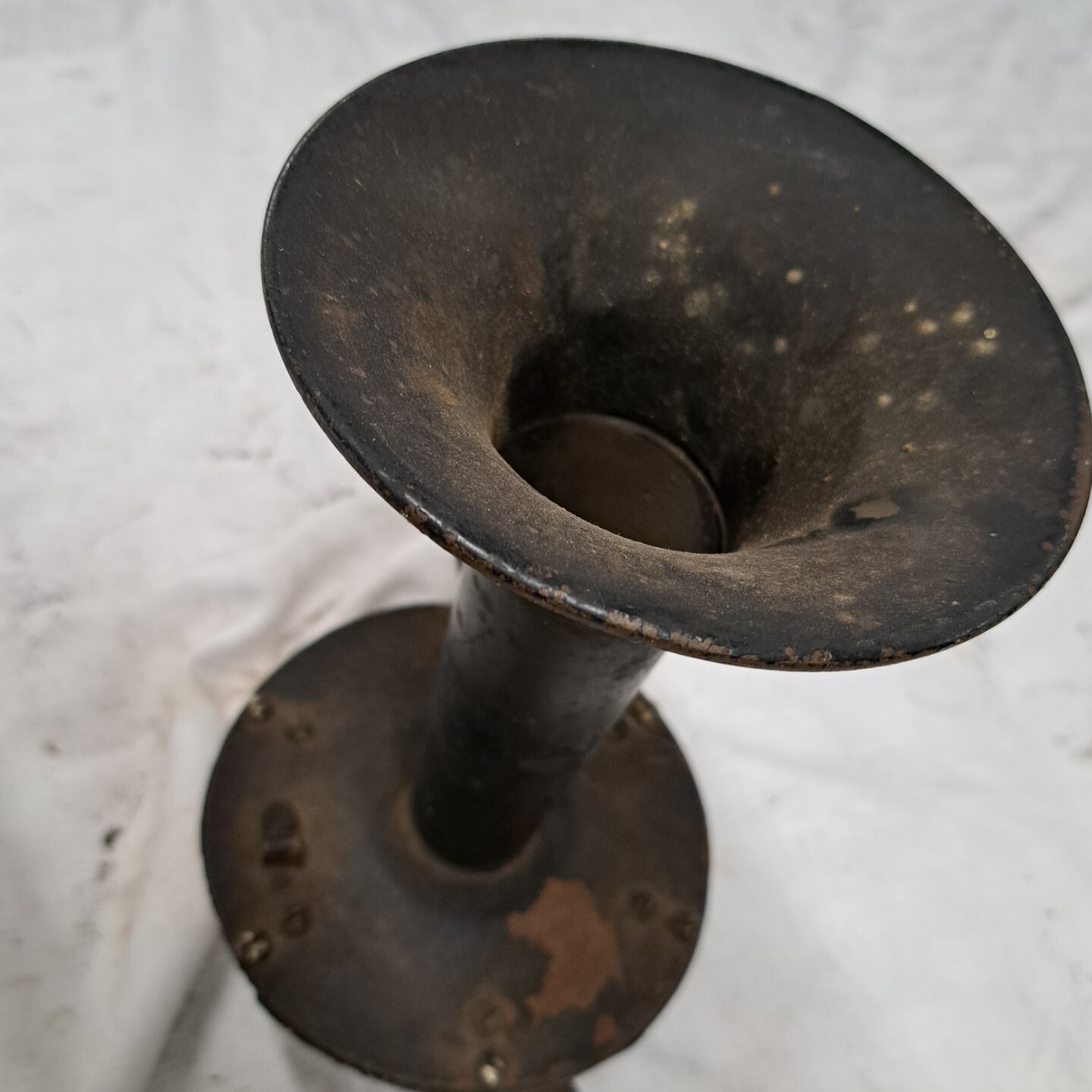 Vintage Benjamin Electric Mfg Industrial Signal Horn Used