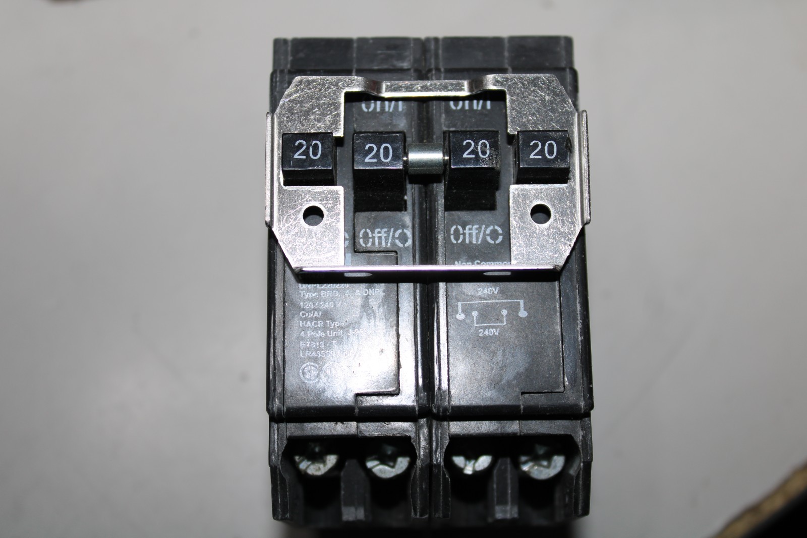 Eaton BR420 Plug-On Mount Type BR Circuit Breaker 4-Pole 20 Amp 120/240 Volt AC