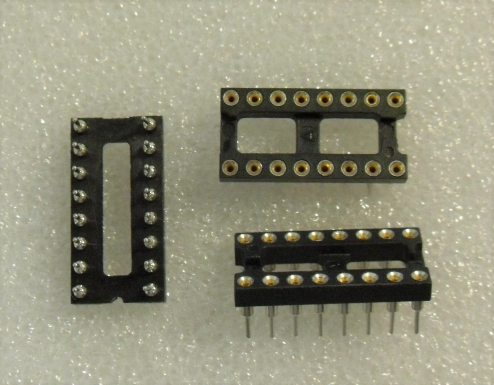 16 Pin DIP Socket – Gold Inserts Machined Pins – Augat