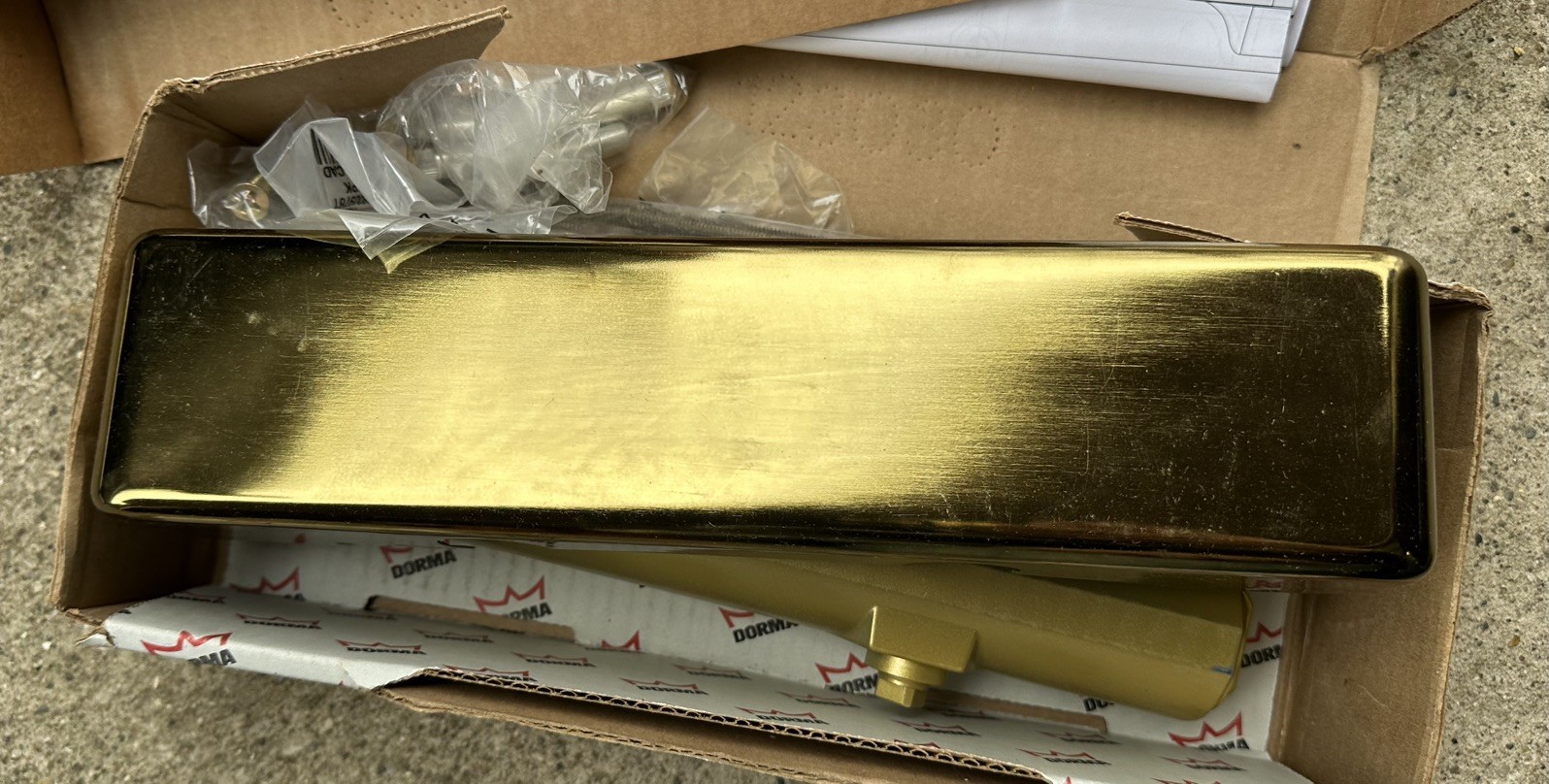 NEW DORMA 8616-ARP-FMC-605 DOOR CLOSER, METAL COVER POLISHED BRASS ADA COMPLIANT