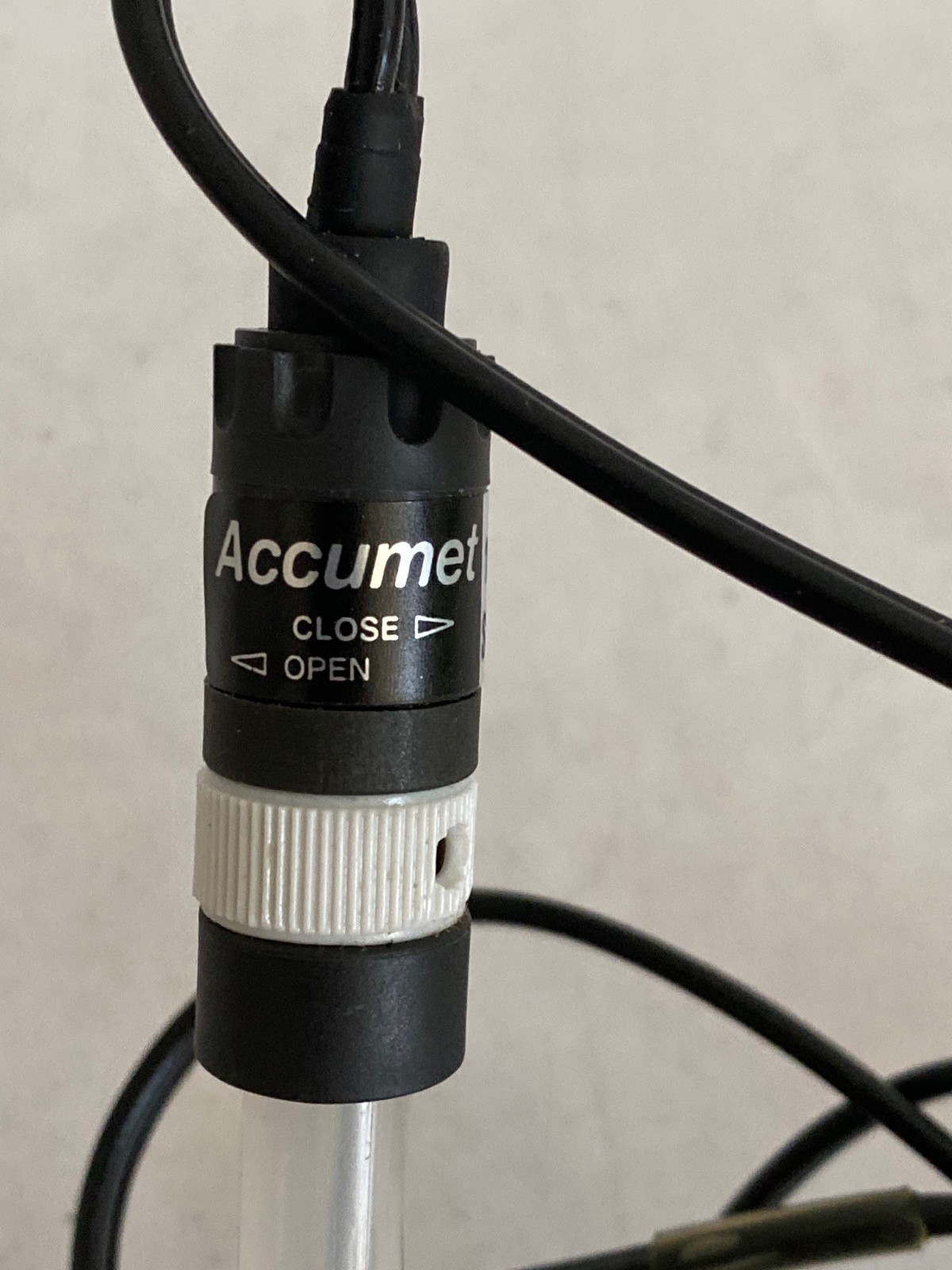 Used FISHERBRAND Accumet pH ATC Combo Electrode Probe BNC Mini-Phone 13-620-530