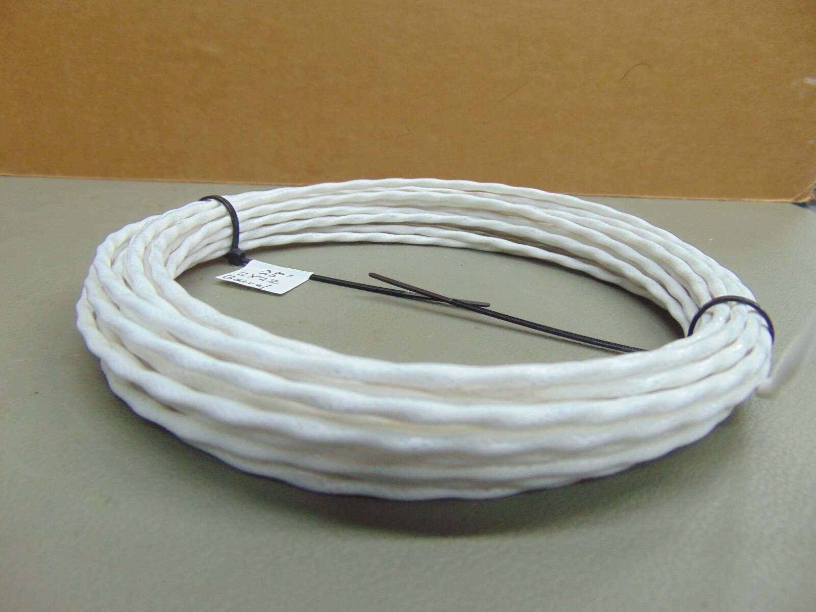 10 feet 22 AWG Shielded Silver Plated PTFE Wire Twisted Pair SPC Barcel Wht/Blk