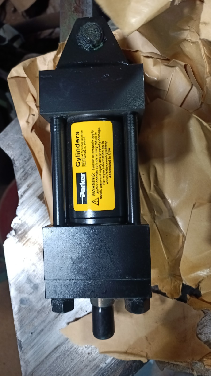 Parker 2H Hydraulic Cylinder 2.50CD2HKNAT5S13AC8.00 8 IN STOKE 2.5 BORE