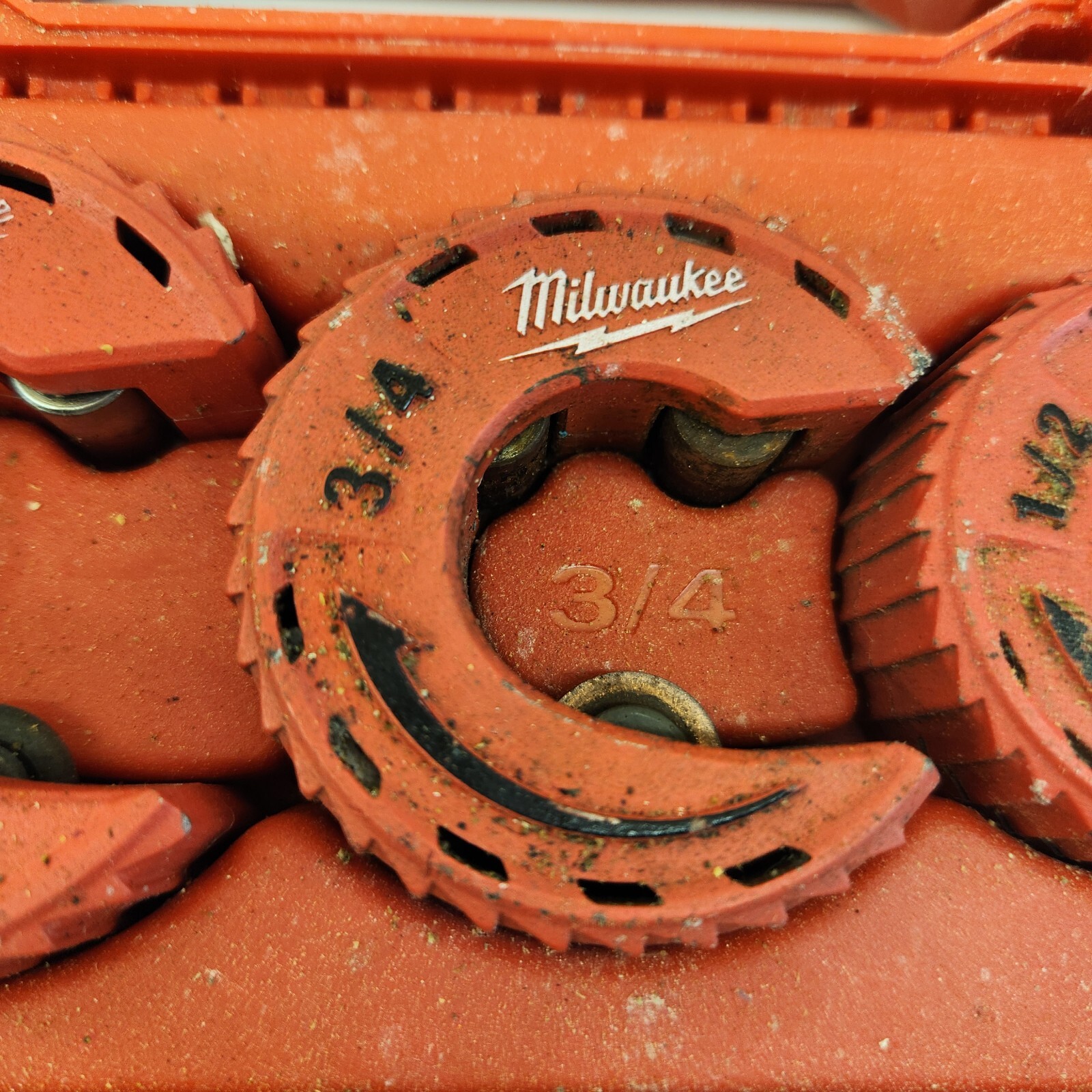 Milwaukee Close Quarters Tubing Cutter Set 48-22-4263
