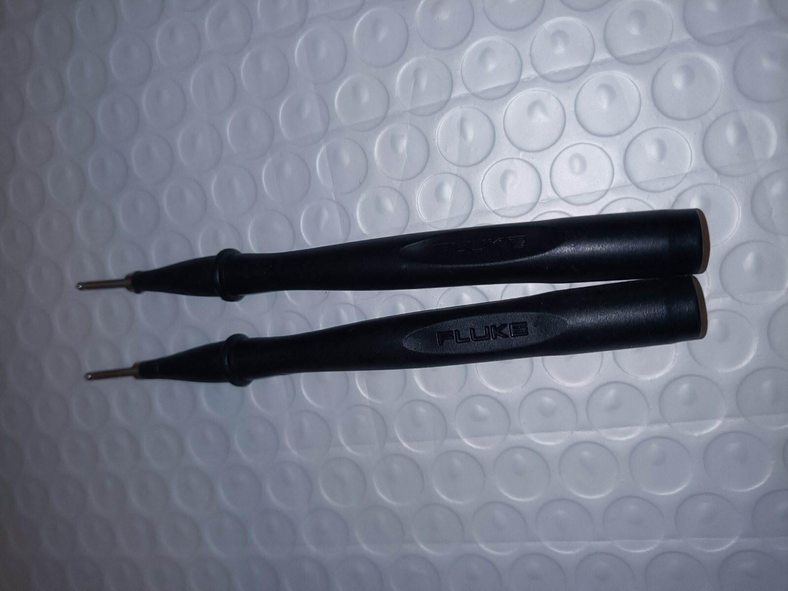 Genuine Fluke TP220 SureGrip Test Probes for TL222/TL224 / Black color only !
