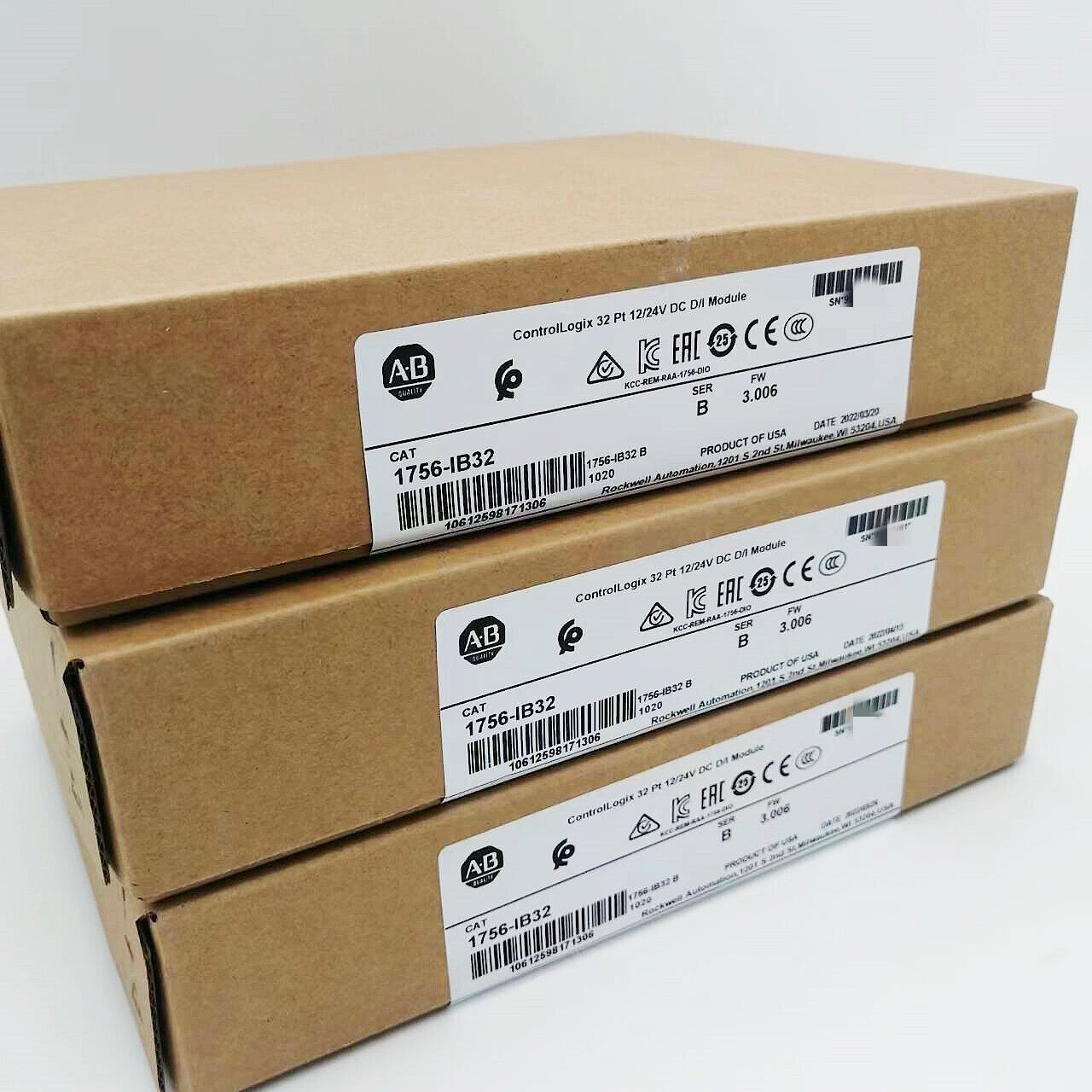 NEW- Allen Bradley 1756-IB32 AB SER B CONTROLOGIX 32 PT DC INPUT MODULE US USA