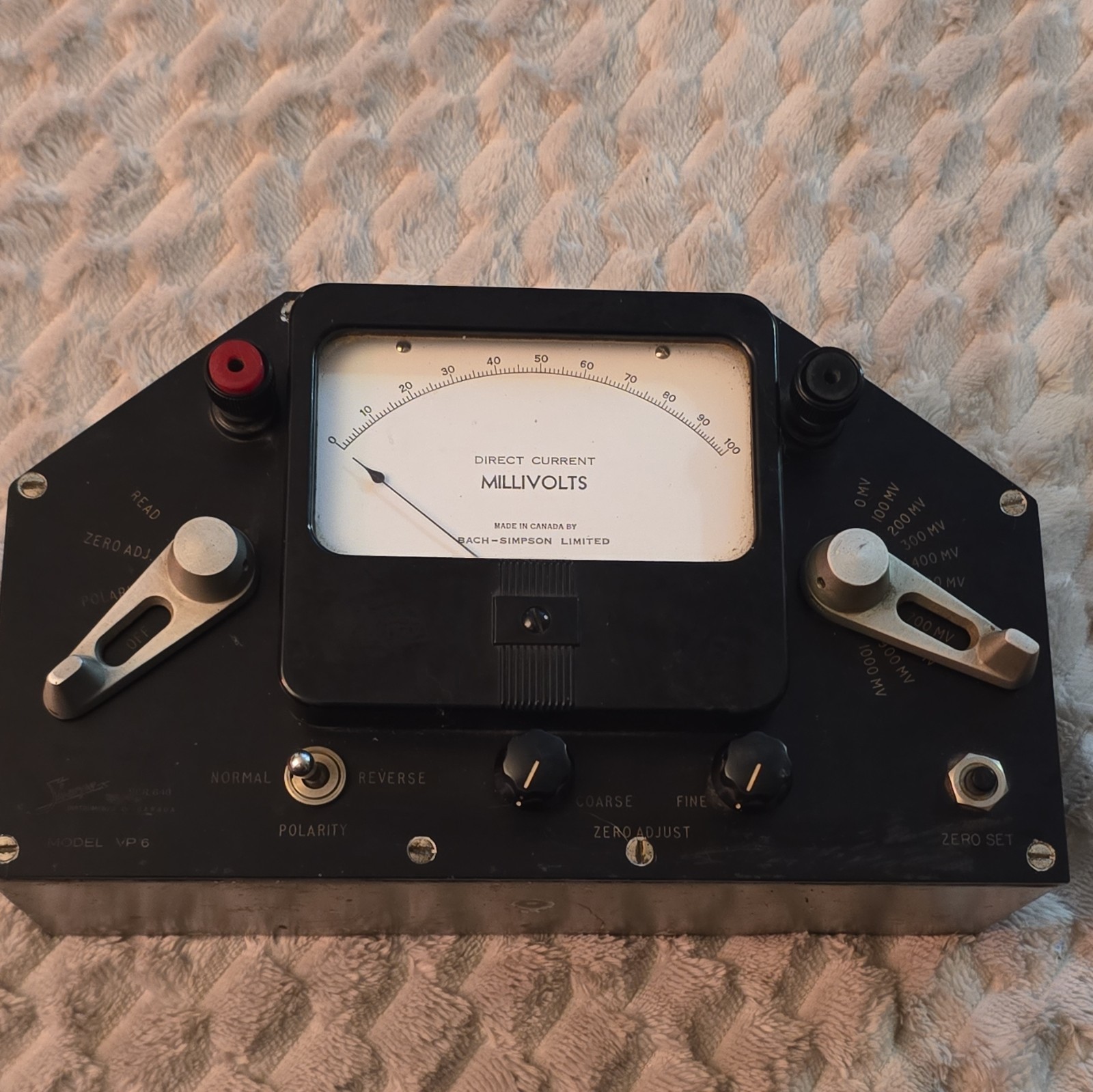 Sharpe VP 6 DC Analog Millivolts Voltmeter Meter, 100 mV Voltage Range