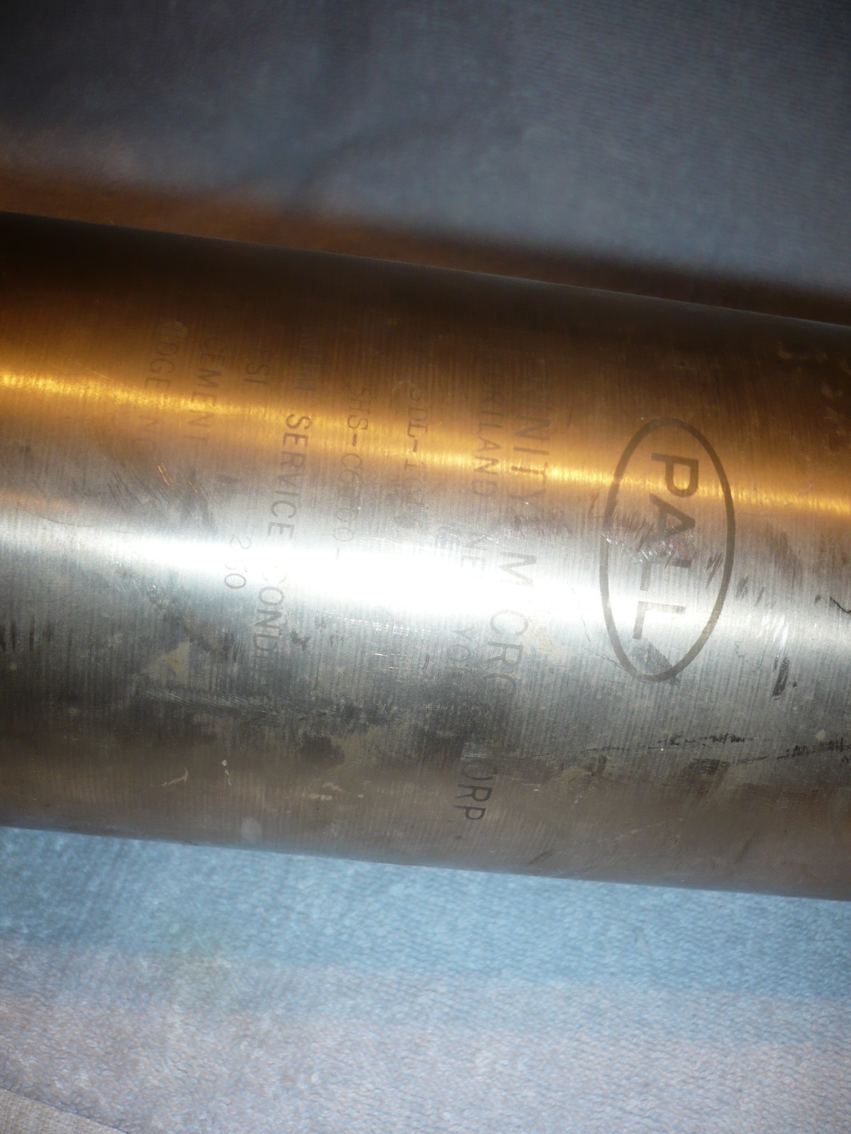 used PALL Filter Housing With Element part number SDL-1G16 max 150 psi at 250F