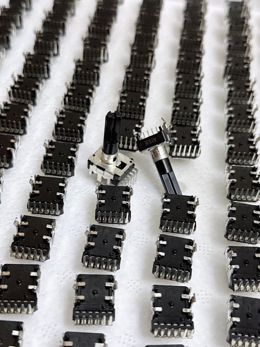 A10K 6Pin Single Row Potentiometer for Yamaha Behringer Mixer Volume Rotary Knob