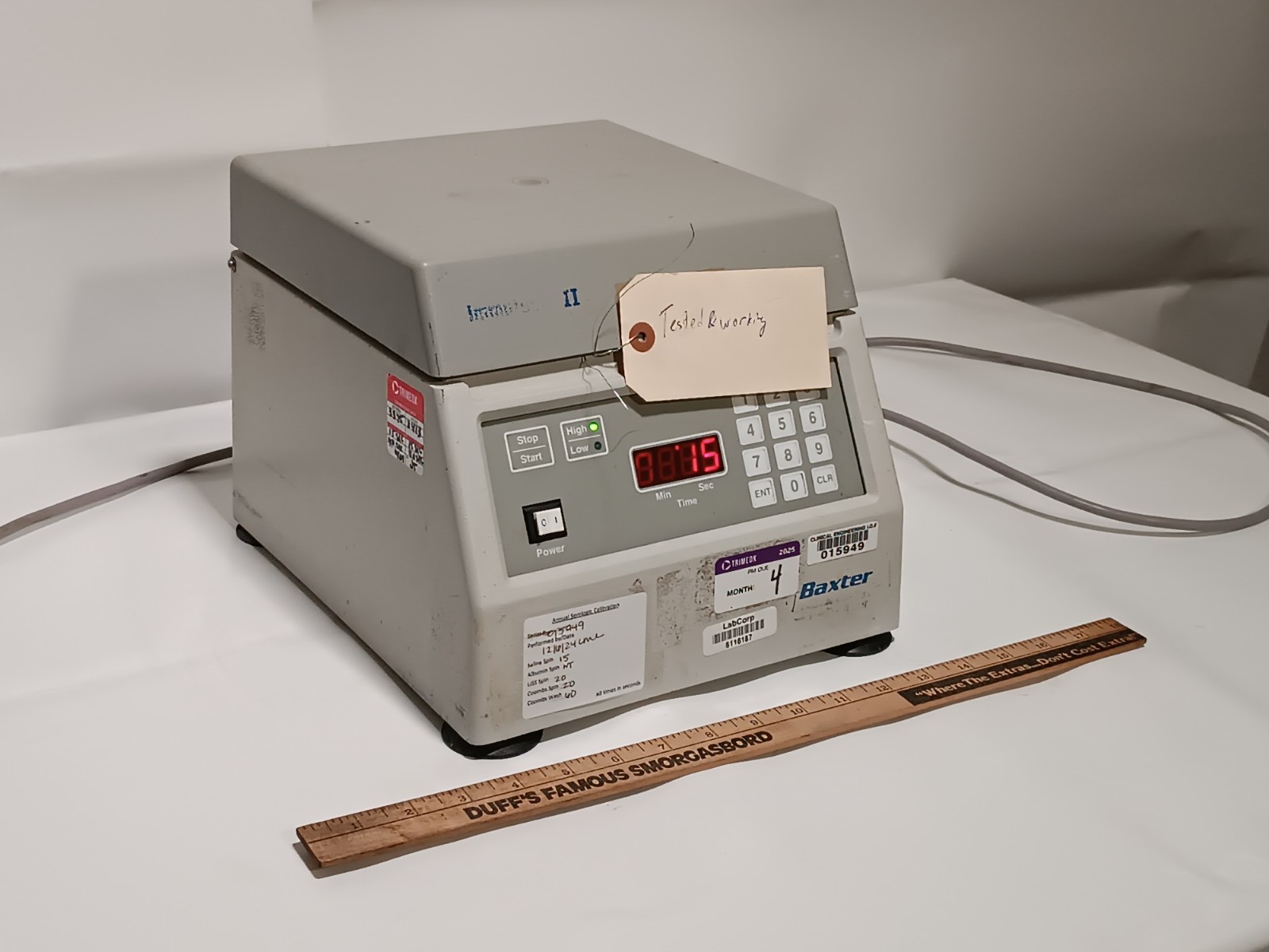 Baxter B5055-3S Dade Immufuge II blood sample Centrifuge, 110-120V, 60Hz, 3Amps