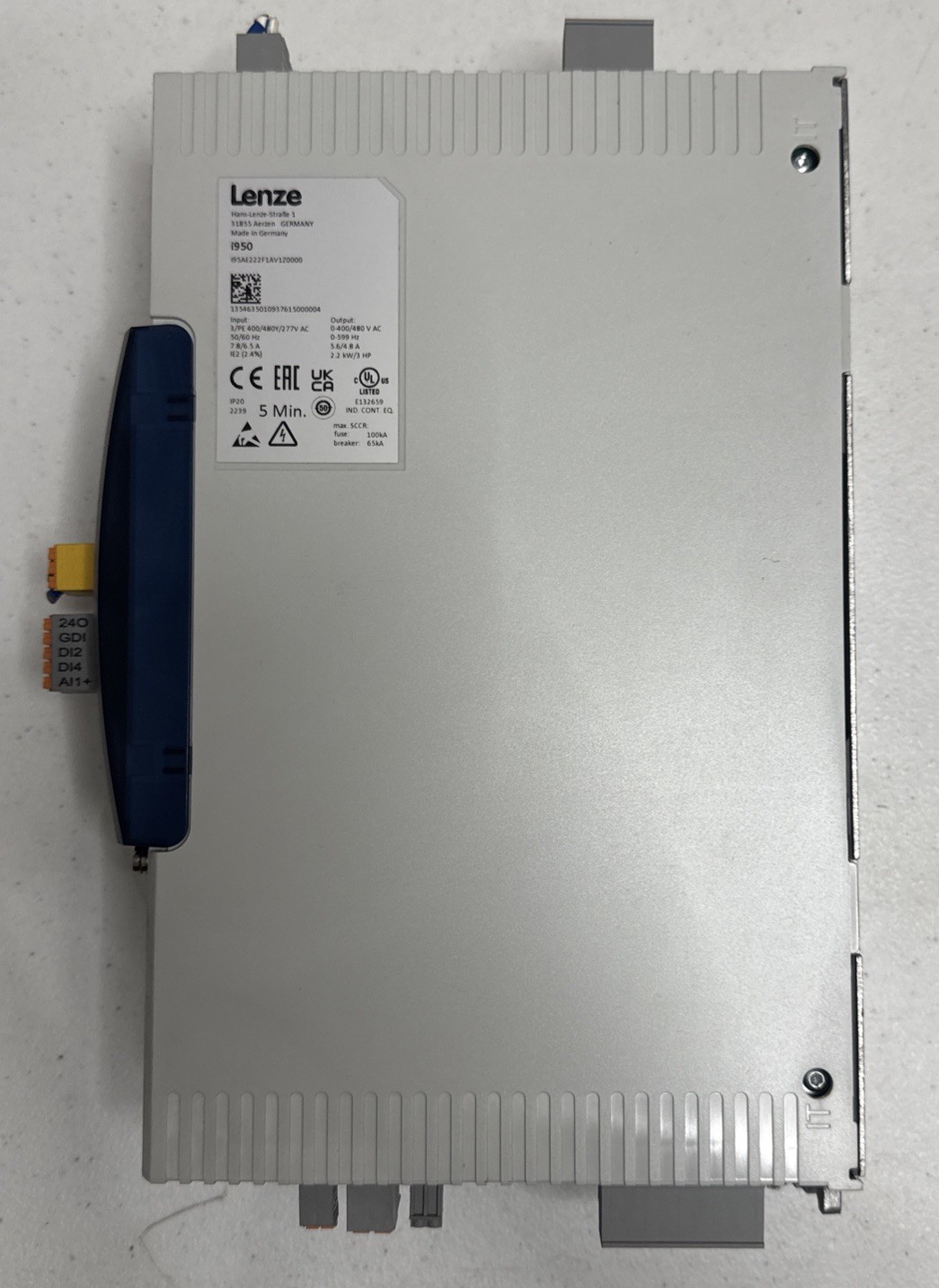 LENZE 195AE155F1AV10Z0Q0 Servo Inverter 400/480 VAC, 2.2 KW / 3HP, 50/60 Hz