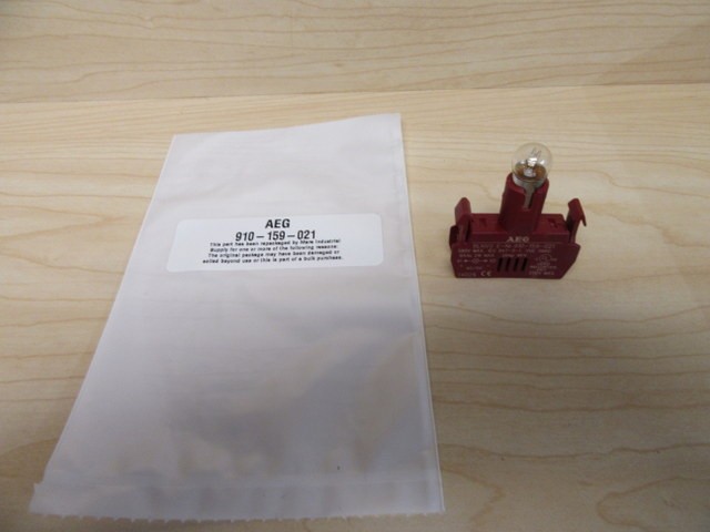 AEG 910-159-021 Auxillary Contact Lampholder BLNV0 W/Bulb