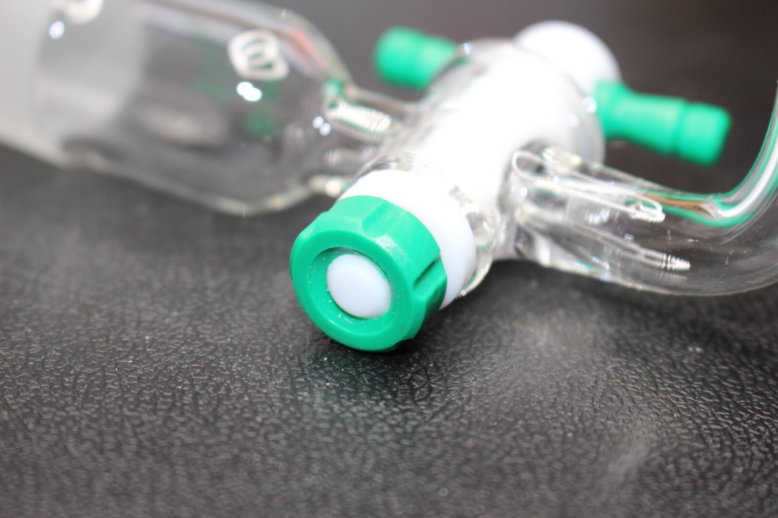 Flow Control Adapter PTFE Stopcock 90° Angle 24/40 Inner CG-1030-01 Chemglass.