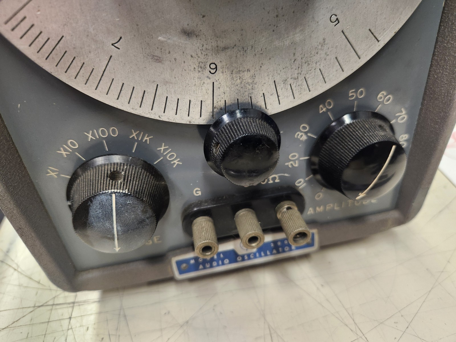 HP 200C Audio Oscillator 5 Hz – 60kHz Vintage Test Equipment Untested,