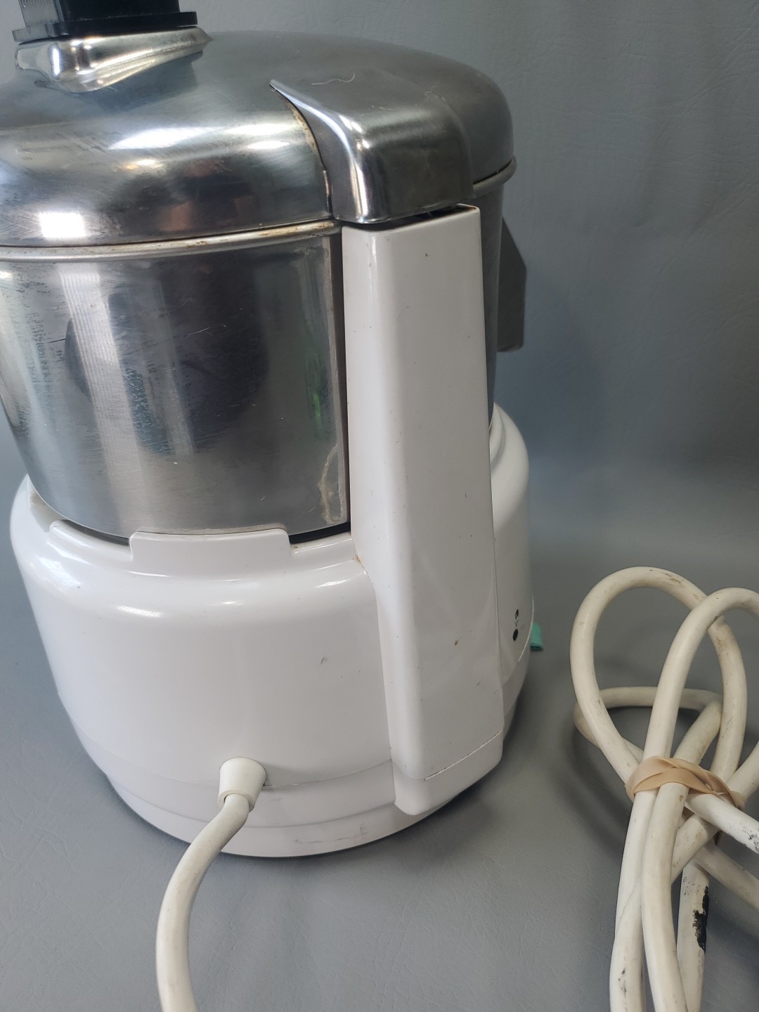 Waring Commercial Juice Extractor Professional Model 6001C 31JE27 PLEASE READ