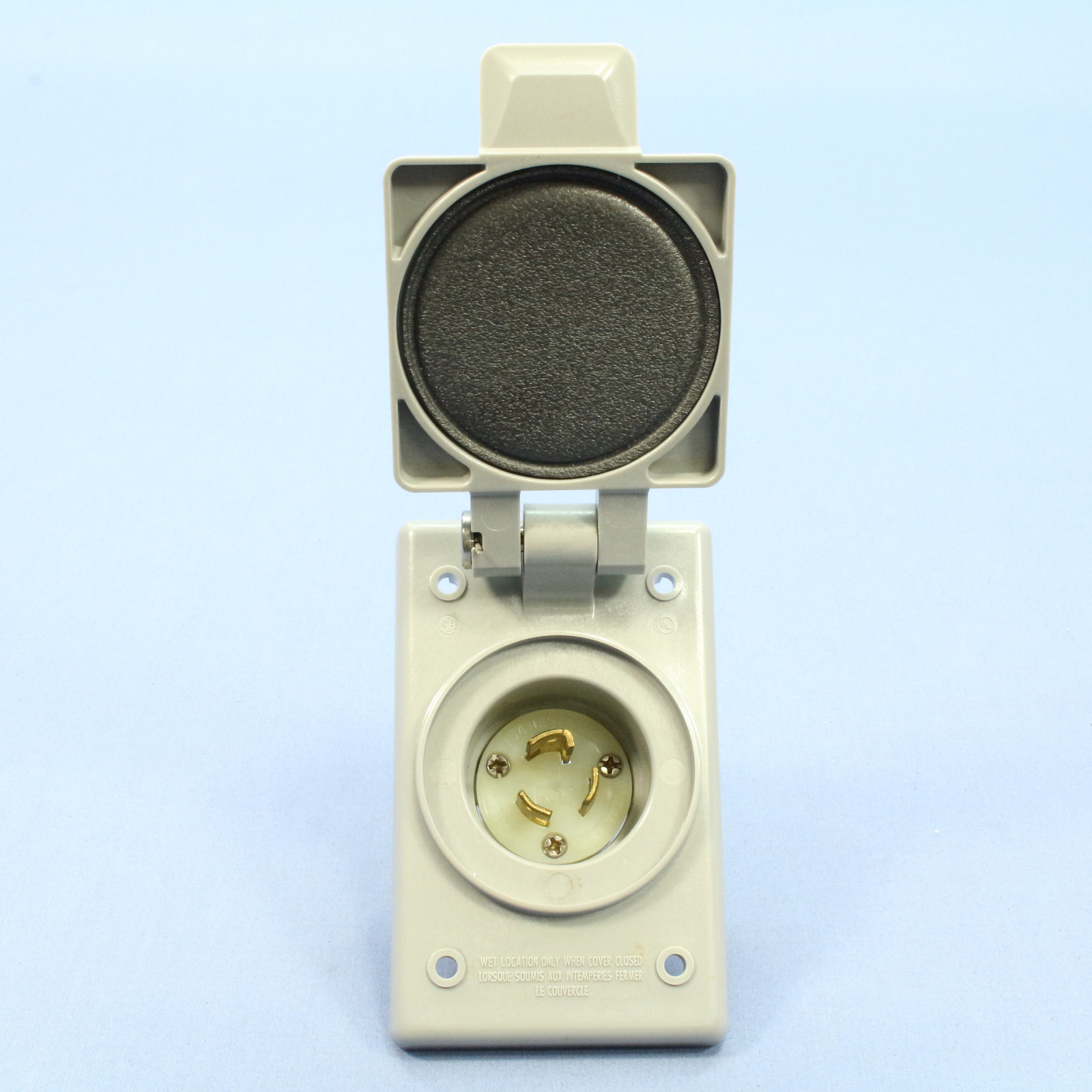 Leviton Weather Resistant Cover Locking Flanged Inlet Plug NEMA L5-15P 4716-FWP
