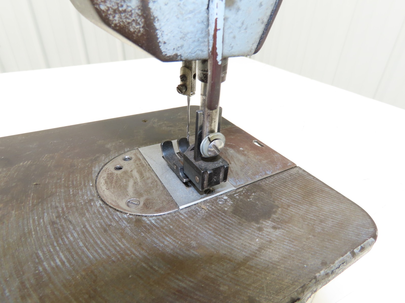 Singer 457G1 Industrial Sewing Machine Head Single Needle Lockstitch Zig Zag